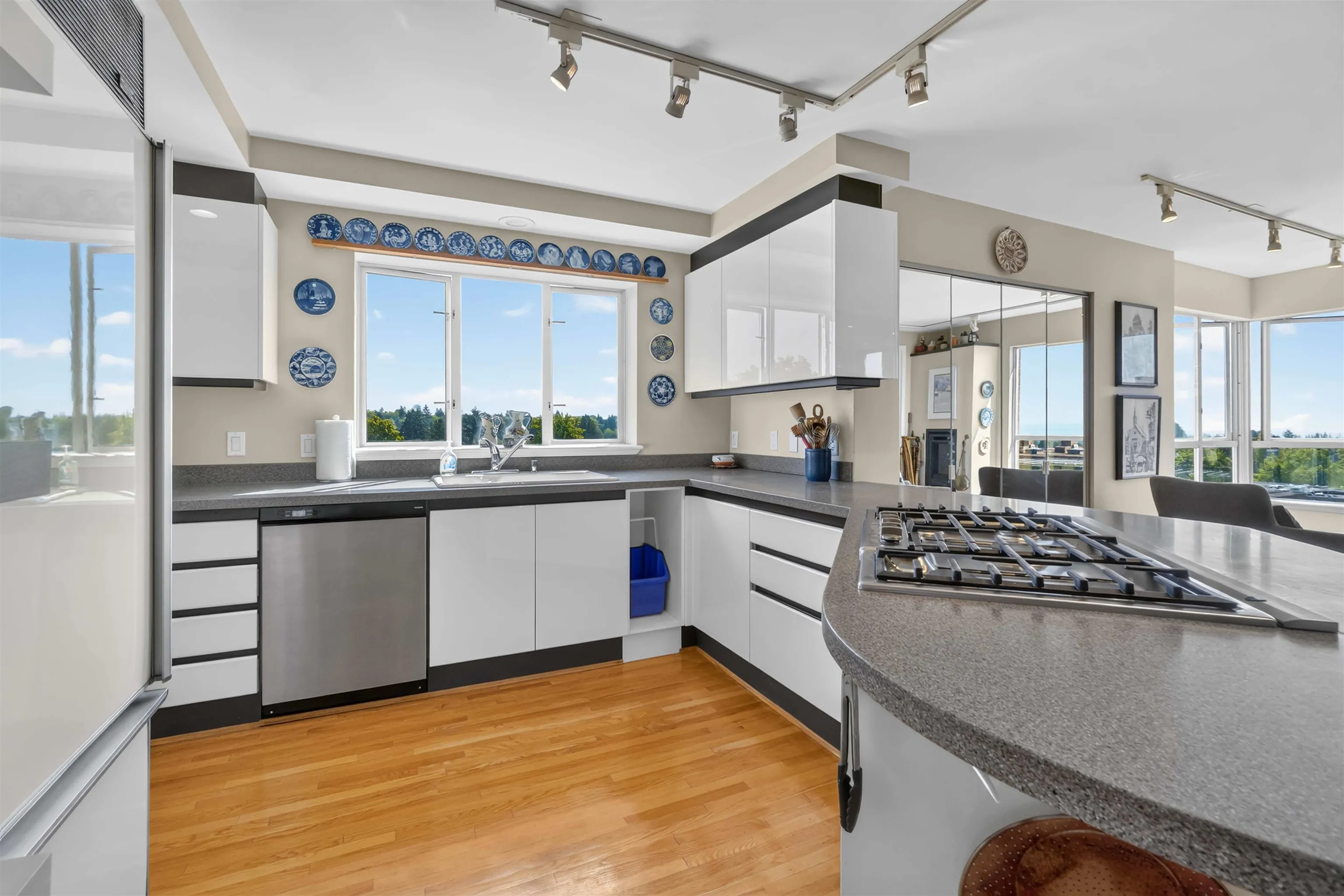 2128 W 43rd Avenue #9