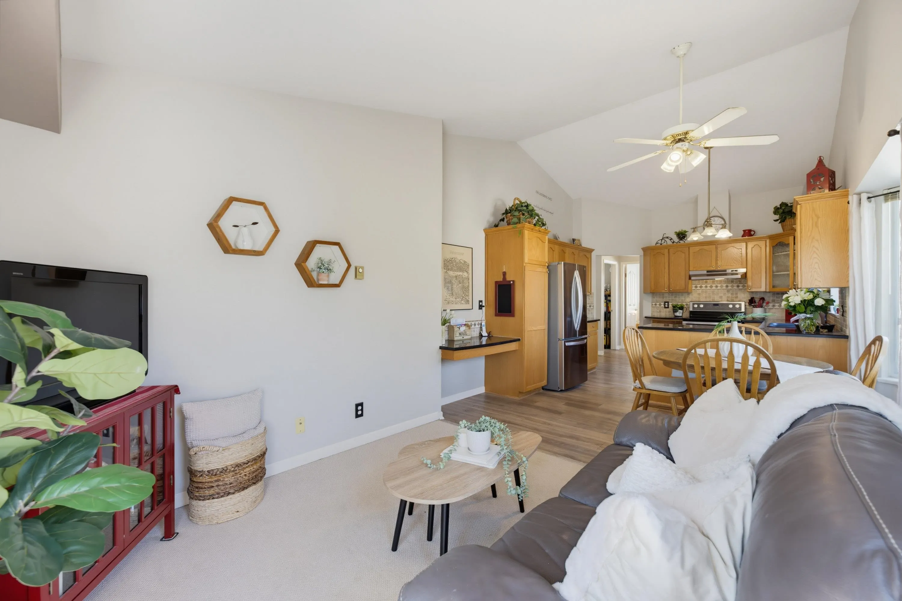 9072 Fleetwood Way #211
