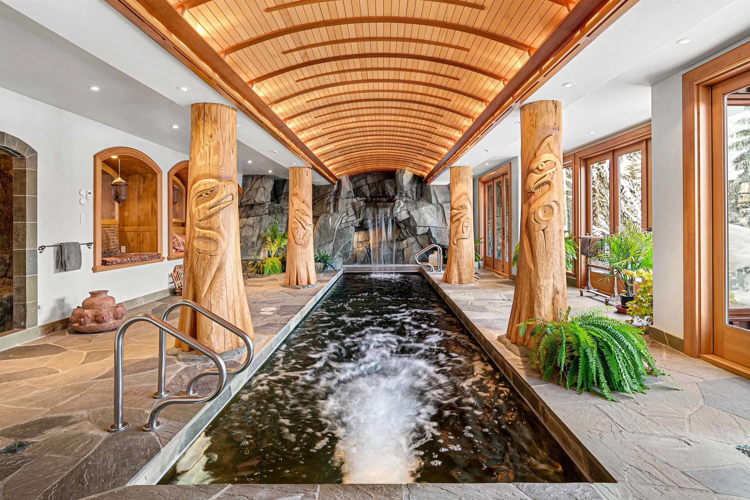 3820 Sunridge Drive