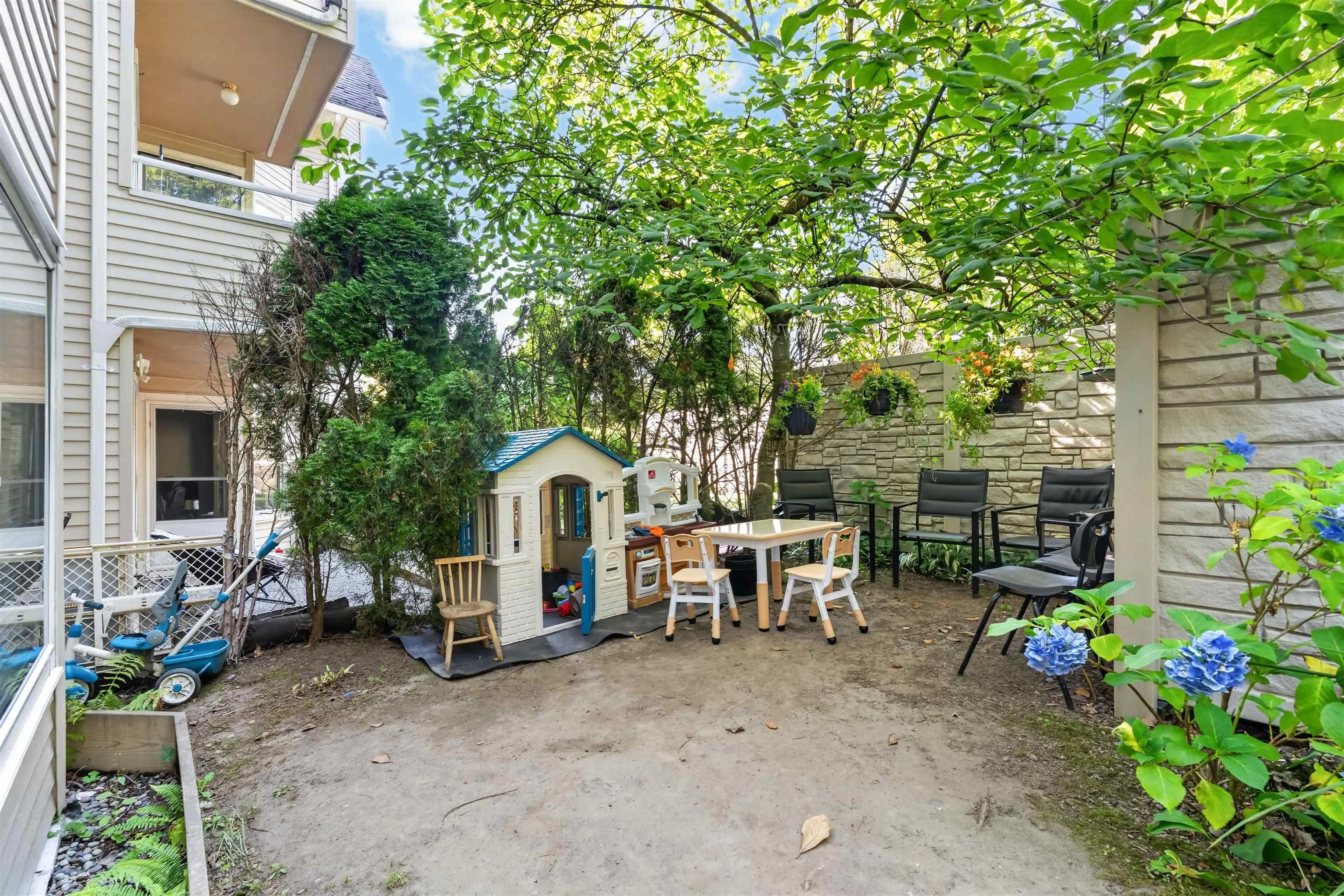 5375 Victory Street #109