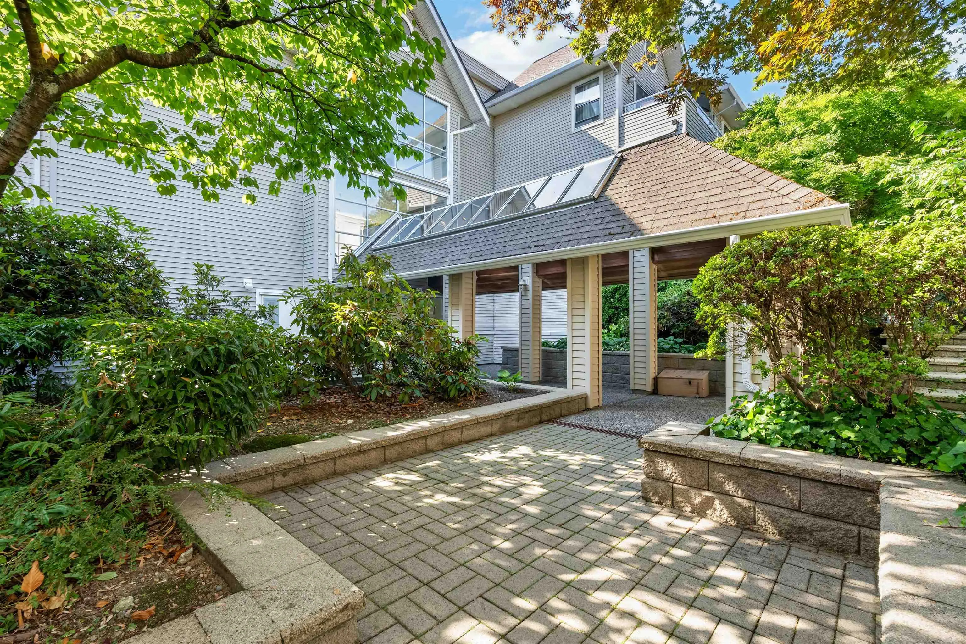 5375 Victory Street #109