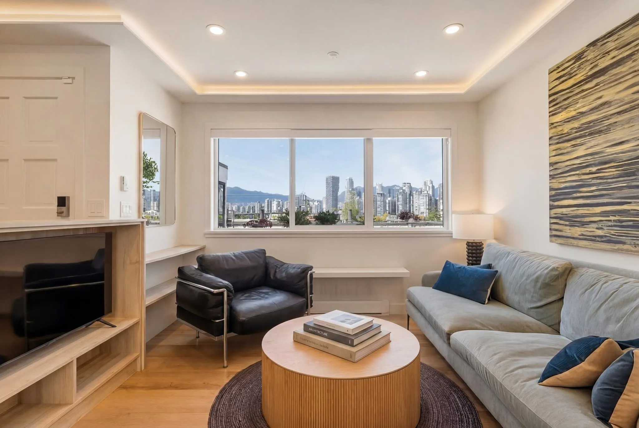 1214 W 7th Avenue #11