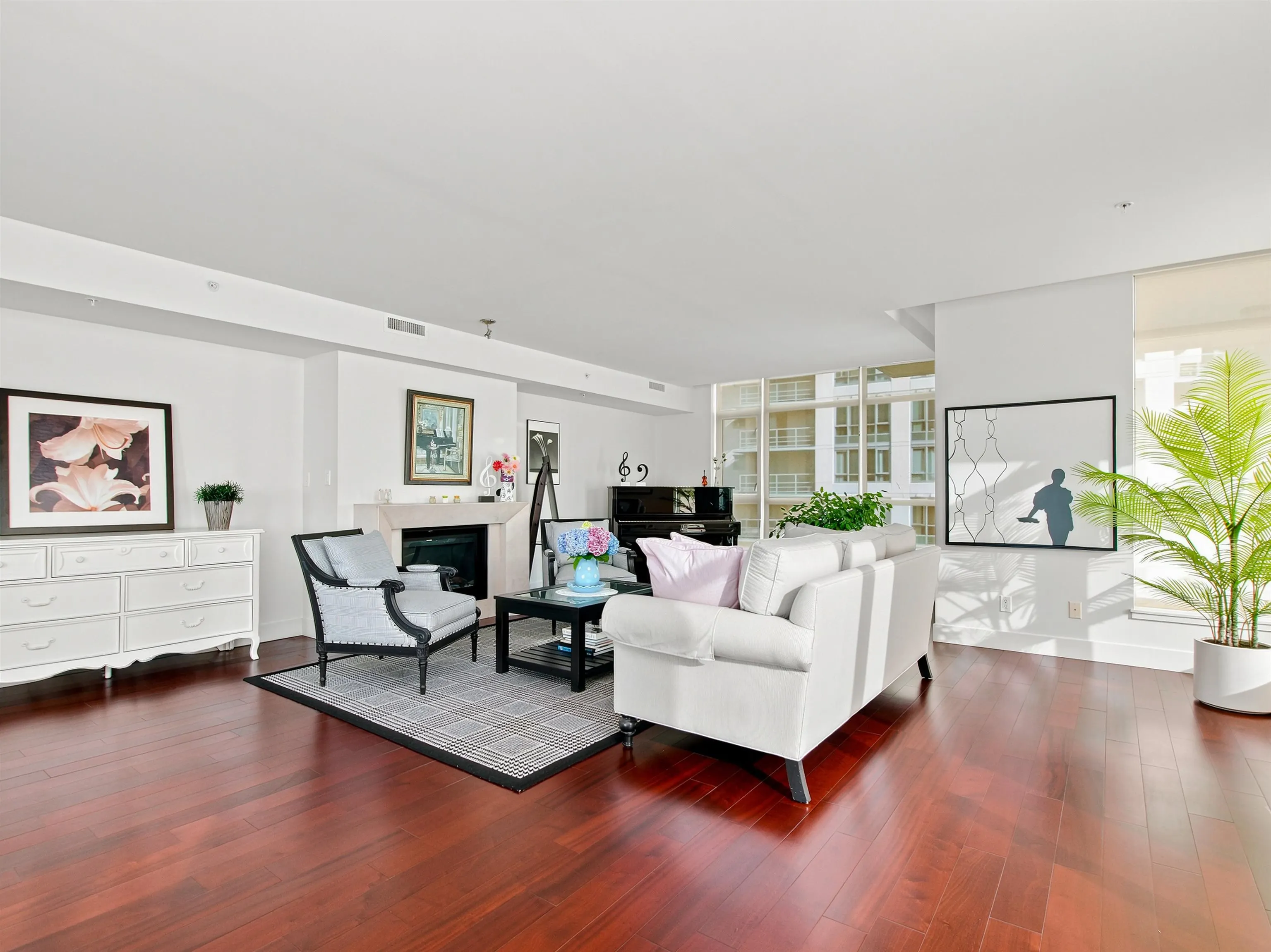 6080 Iona Drive #602