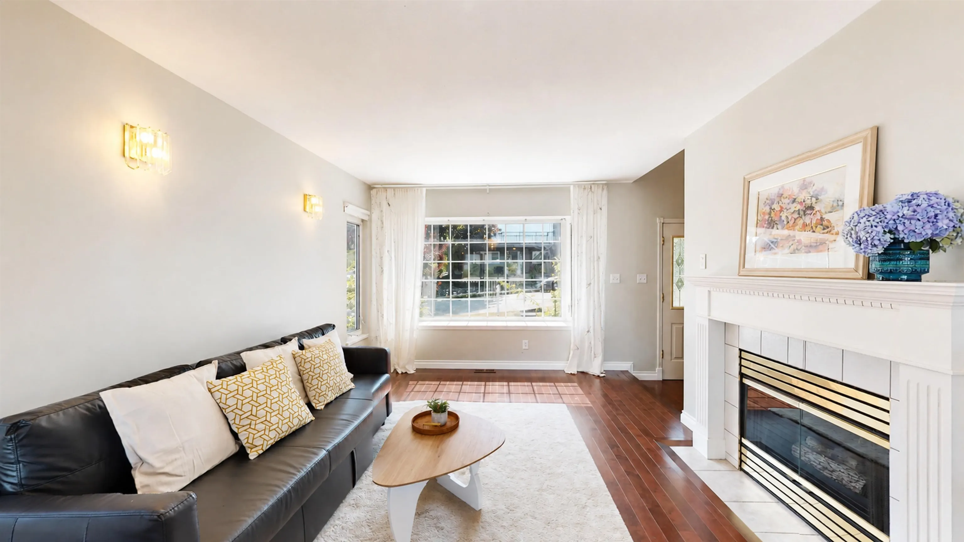 823 Burnaby Street