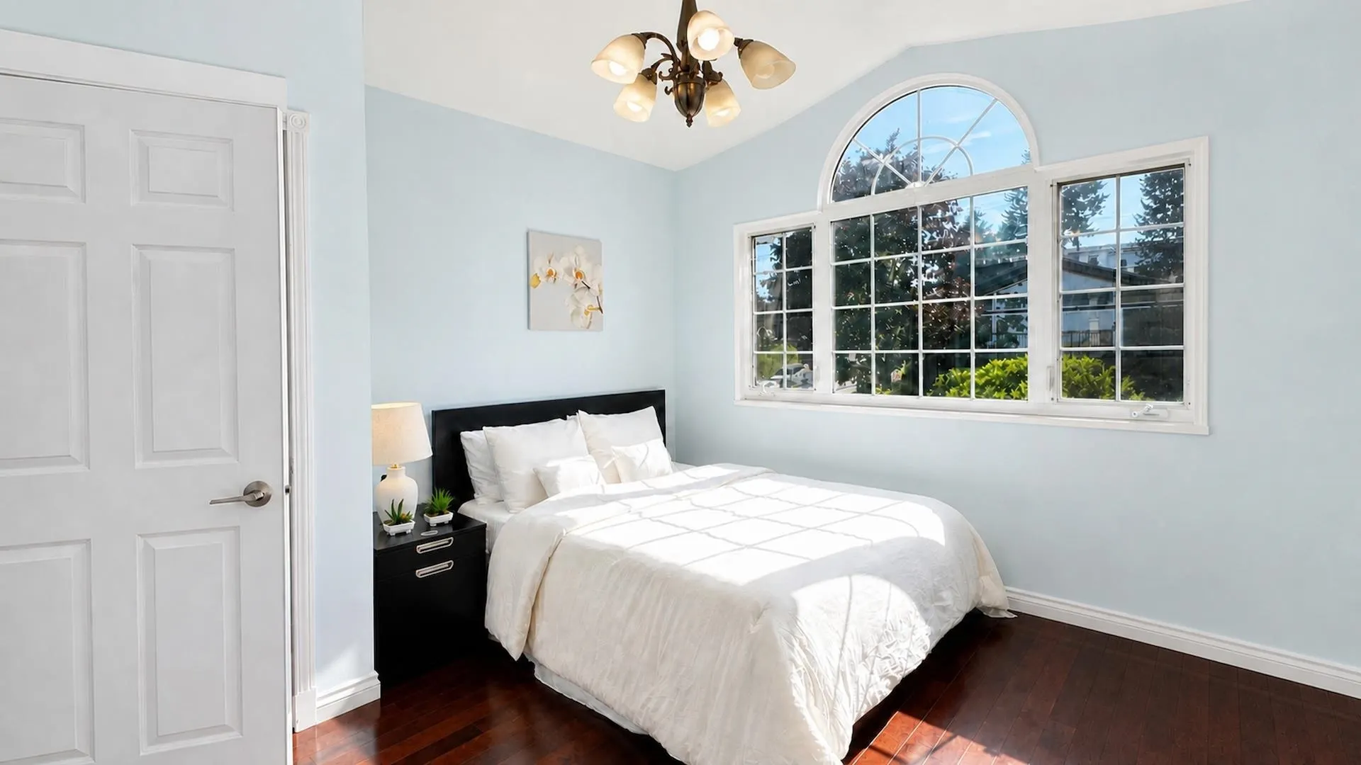 823 Burnaby Street