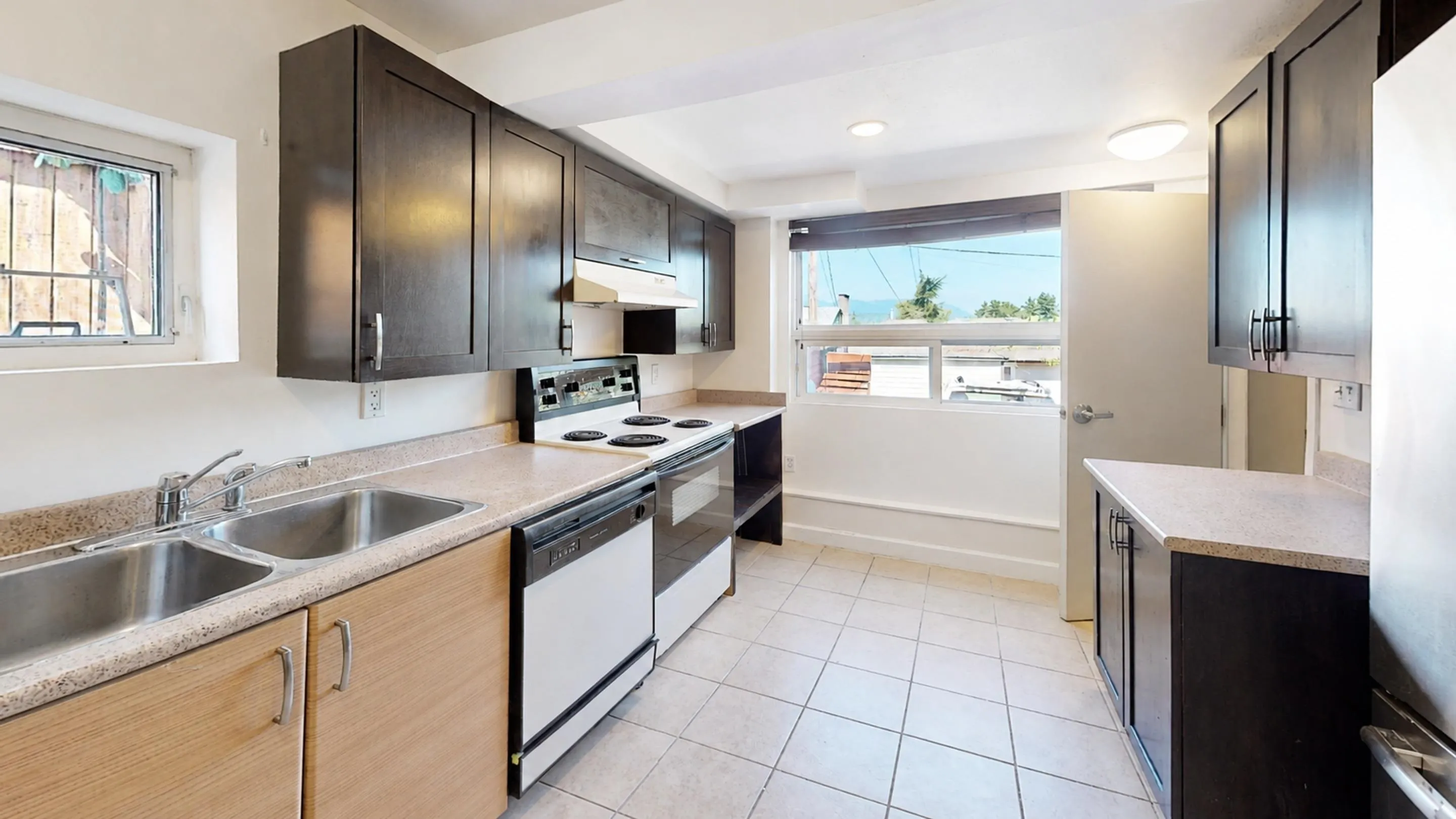 823 Burnaby Street
