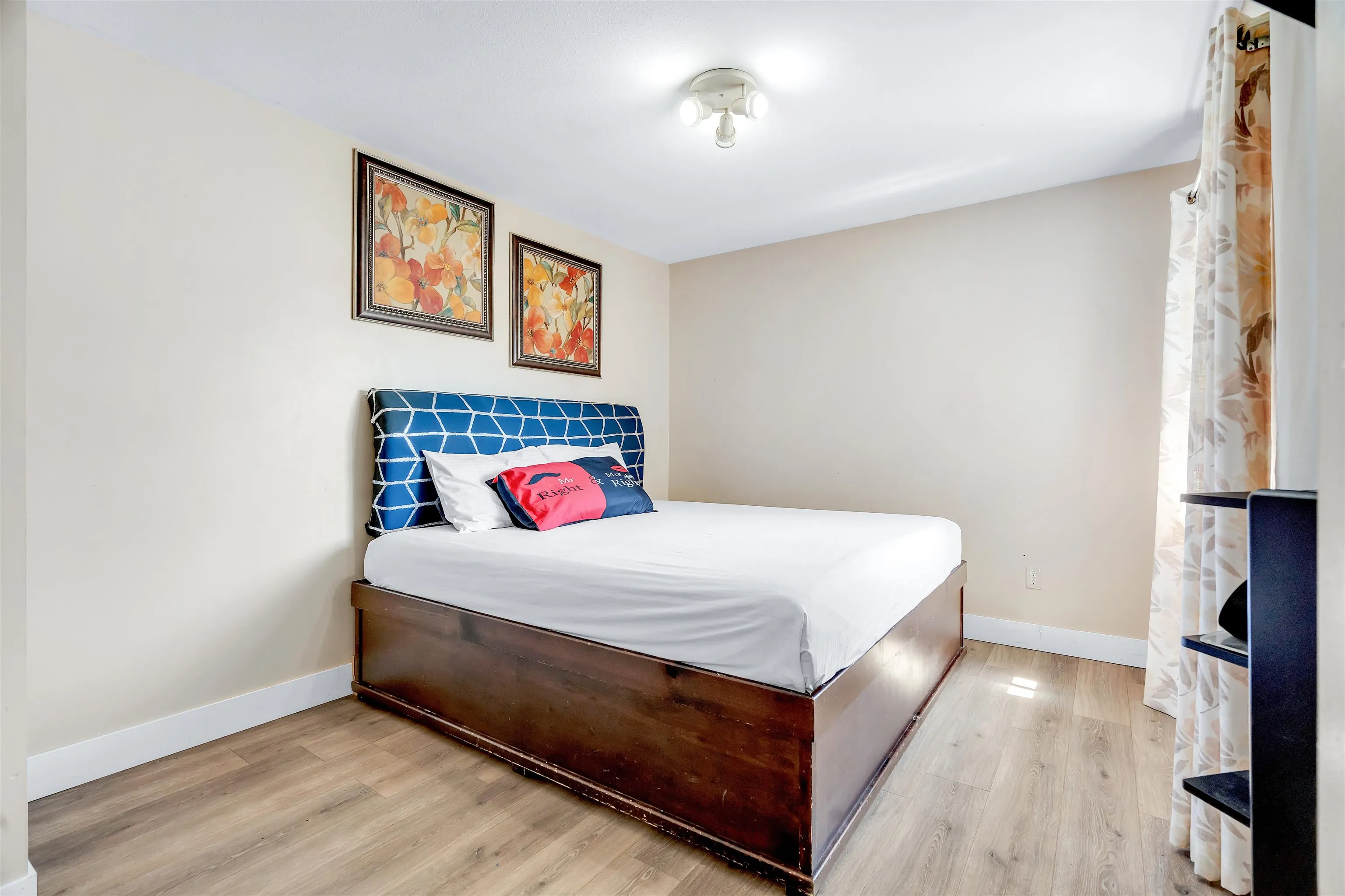 16031 82 Avenue #206