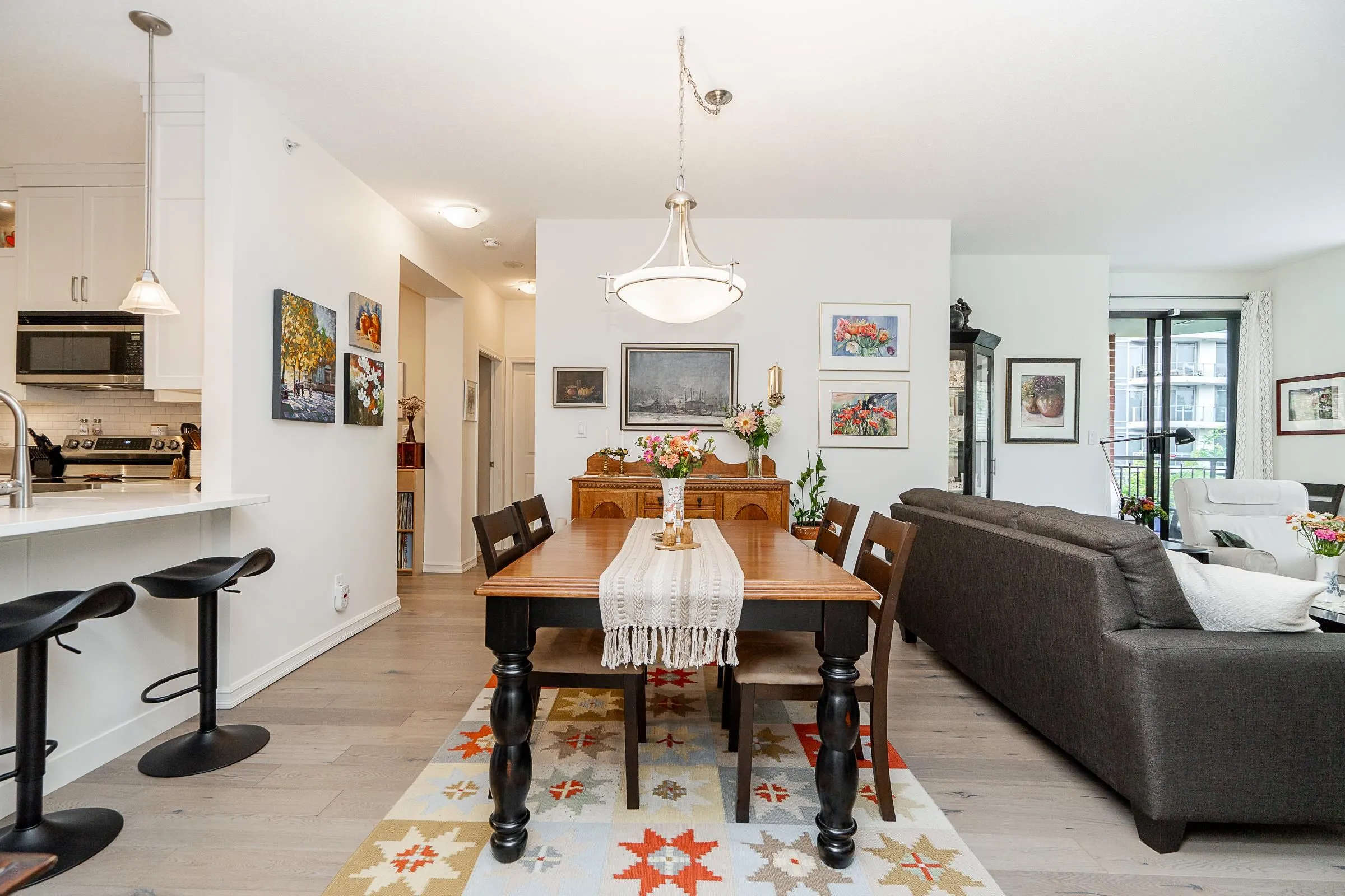 1551 Foster Street #403