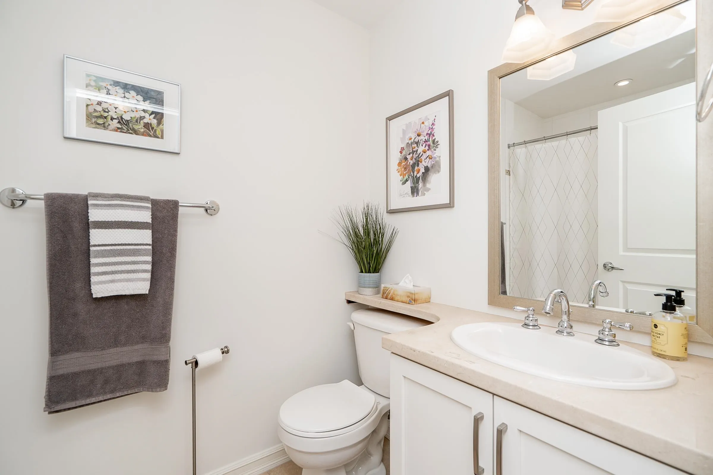 1551 Foster Street #403