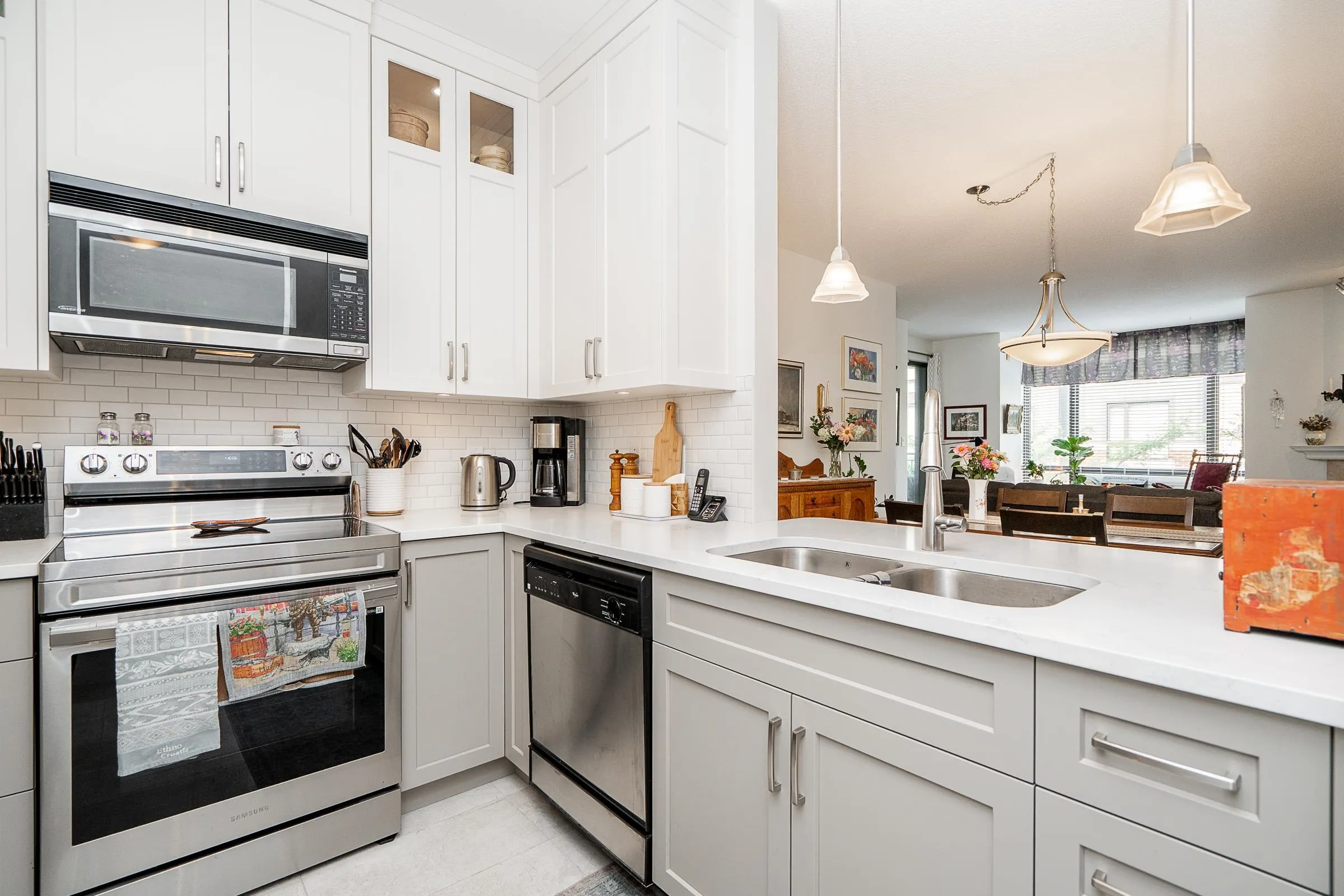 1551 Foster Street #403