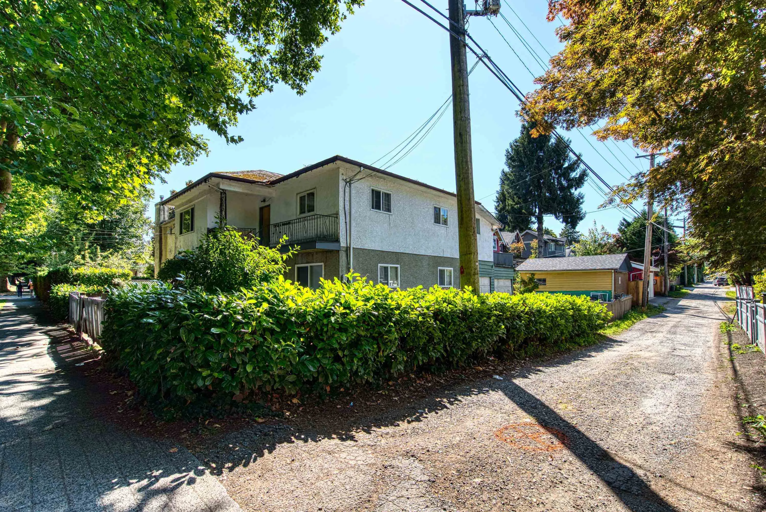 2675 Mackenzie Street