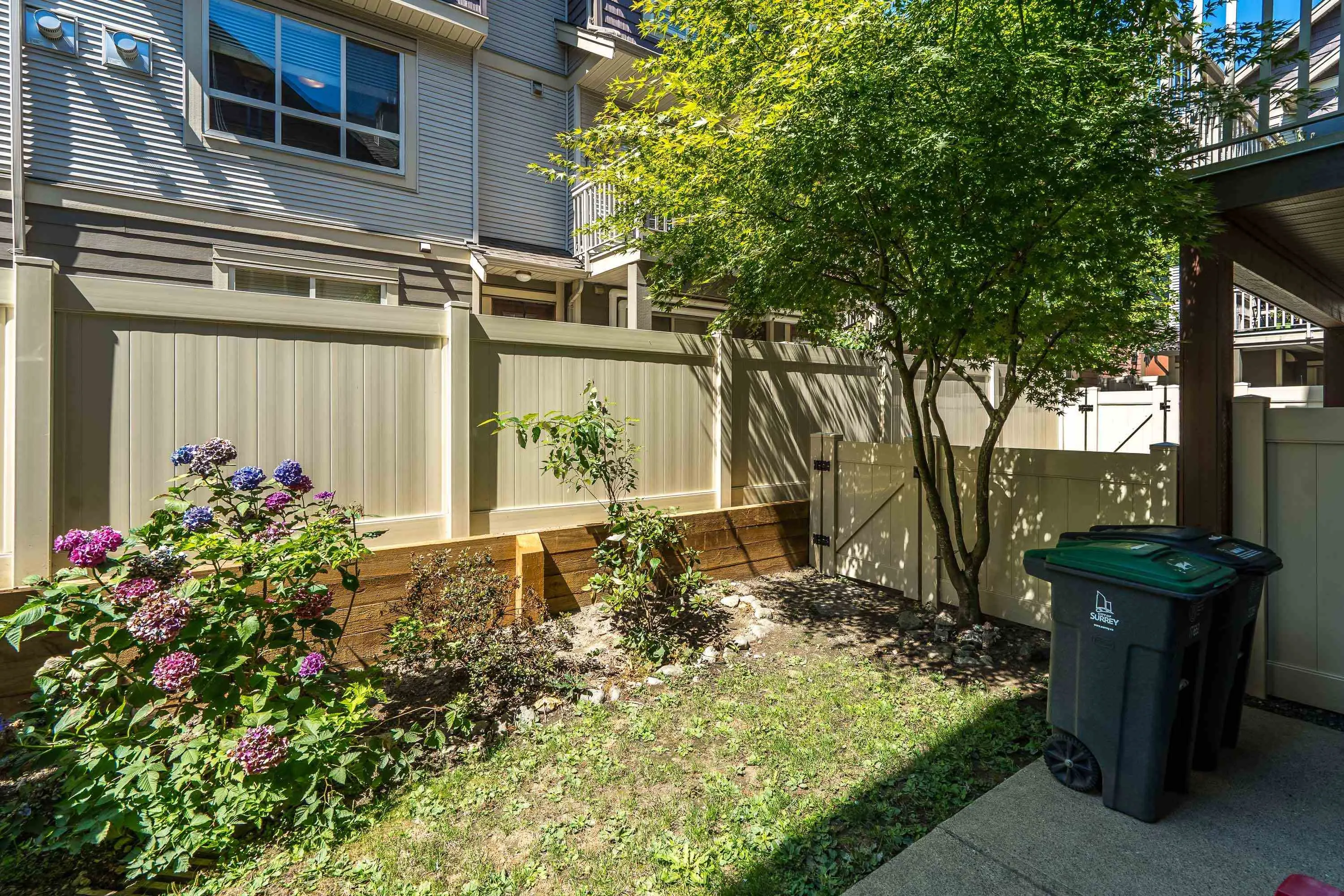 19560 68 Avenue #32