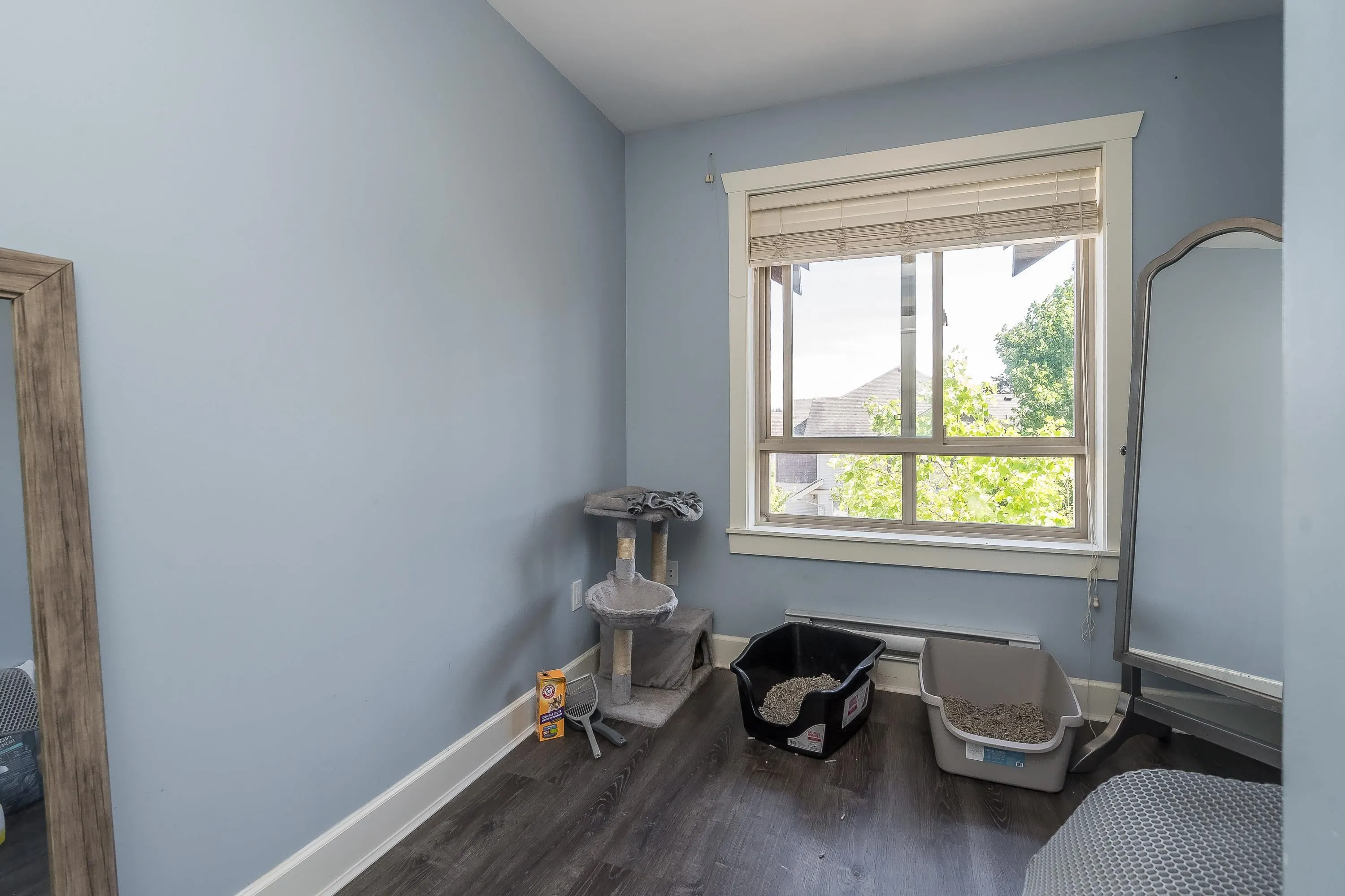 19560 68 Avenue #32
