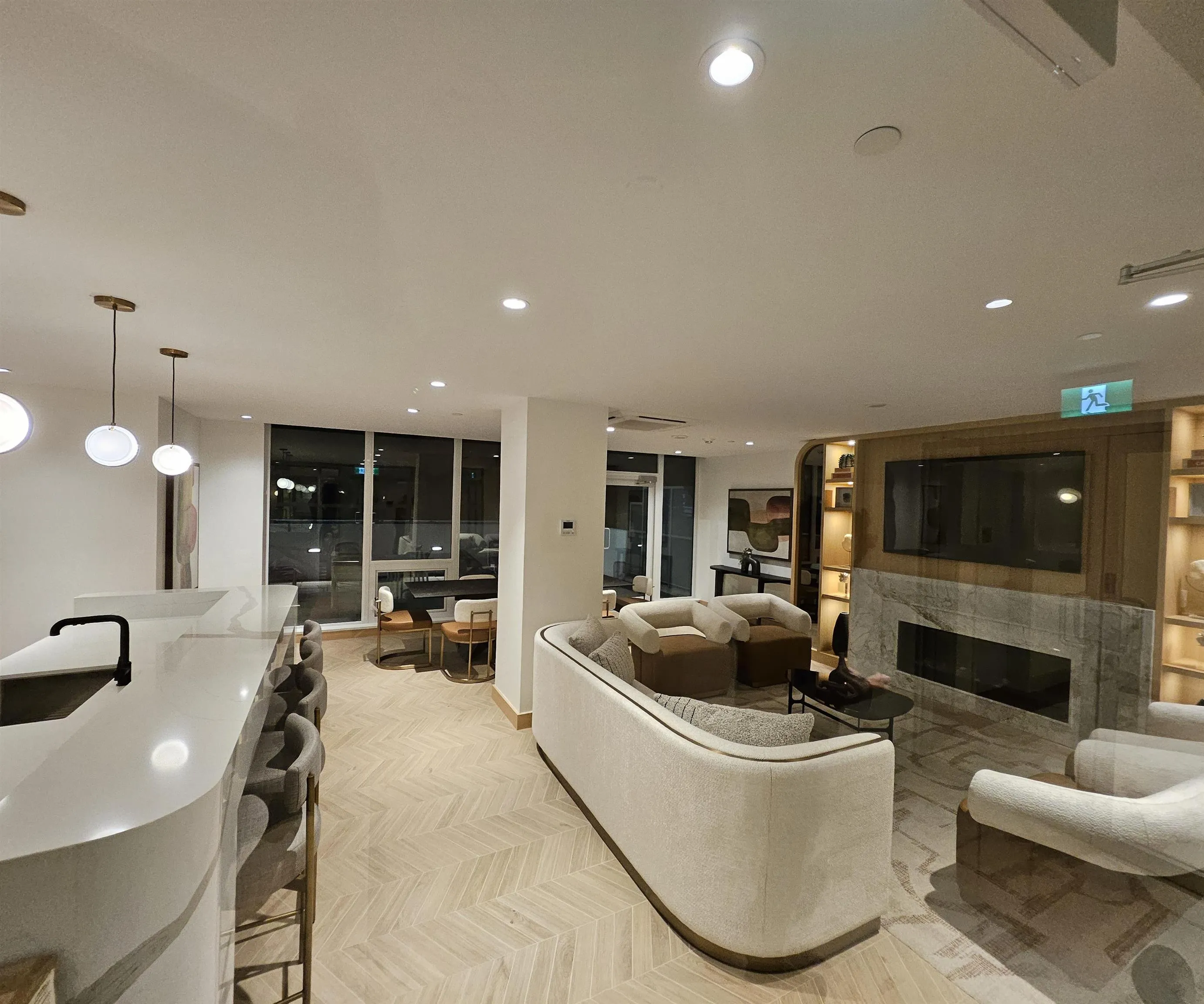 1342 Johnston Road #403