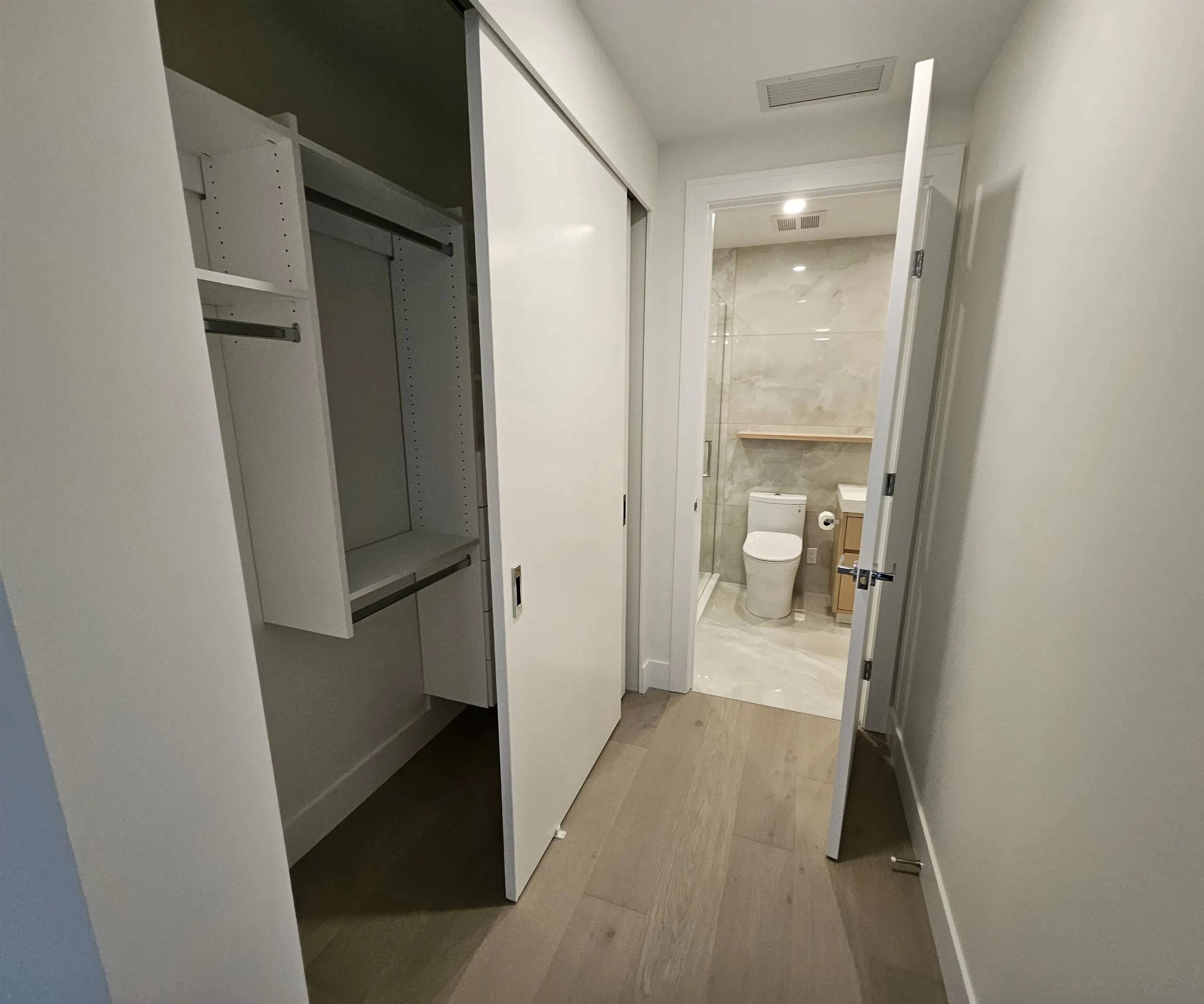 1342 Johnston Road #403