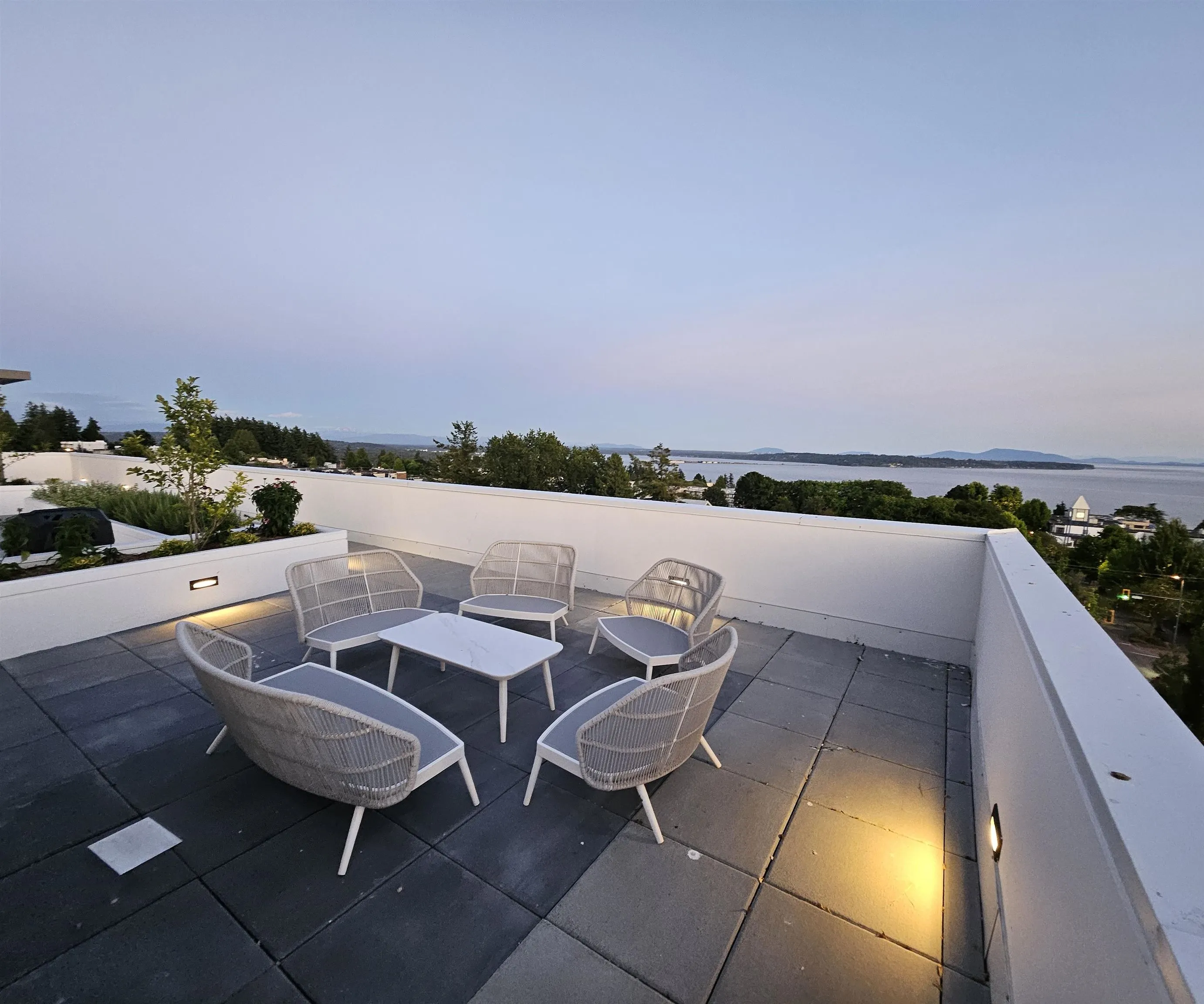 1342 Johnston Road #403