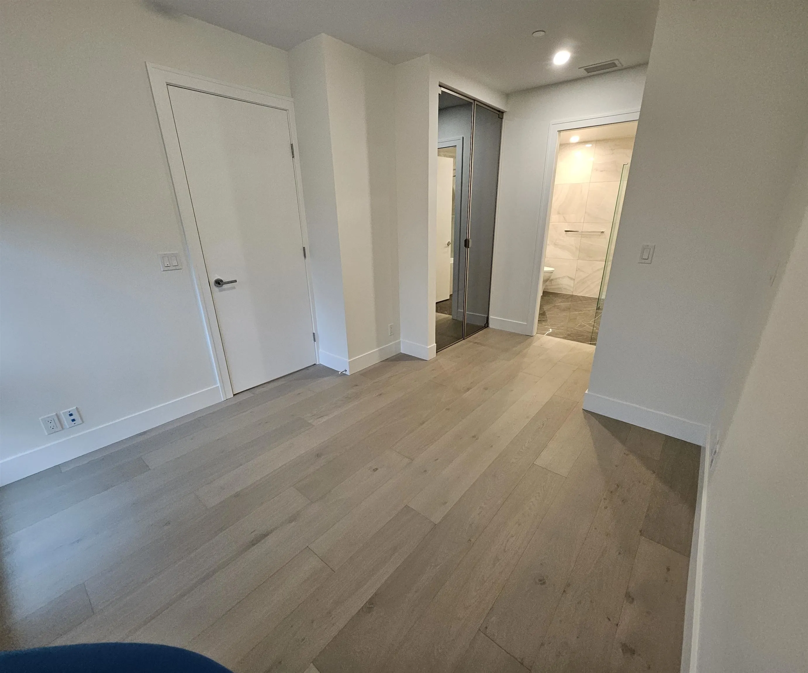 1342 Johnston Road #403