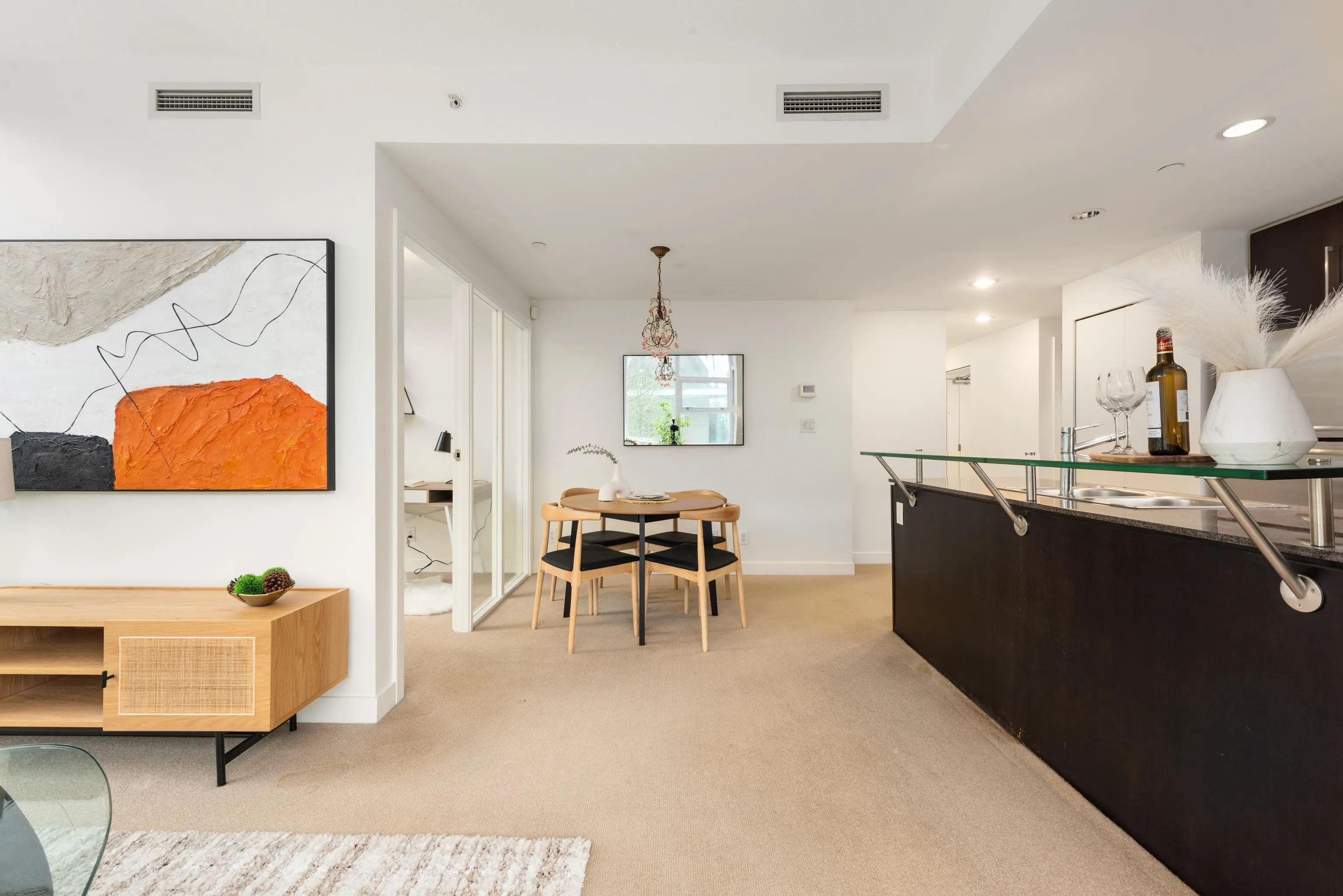 633 Kinghorne Mews #605