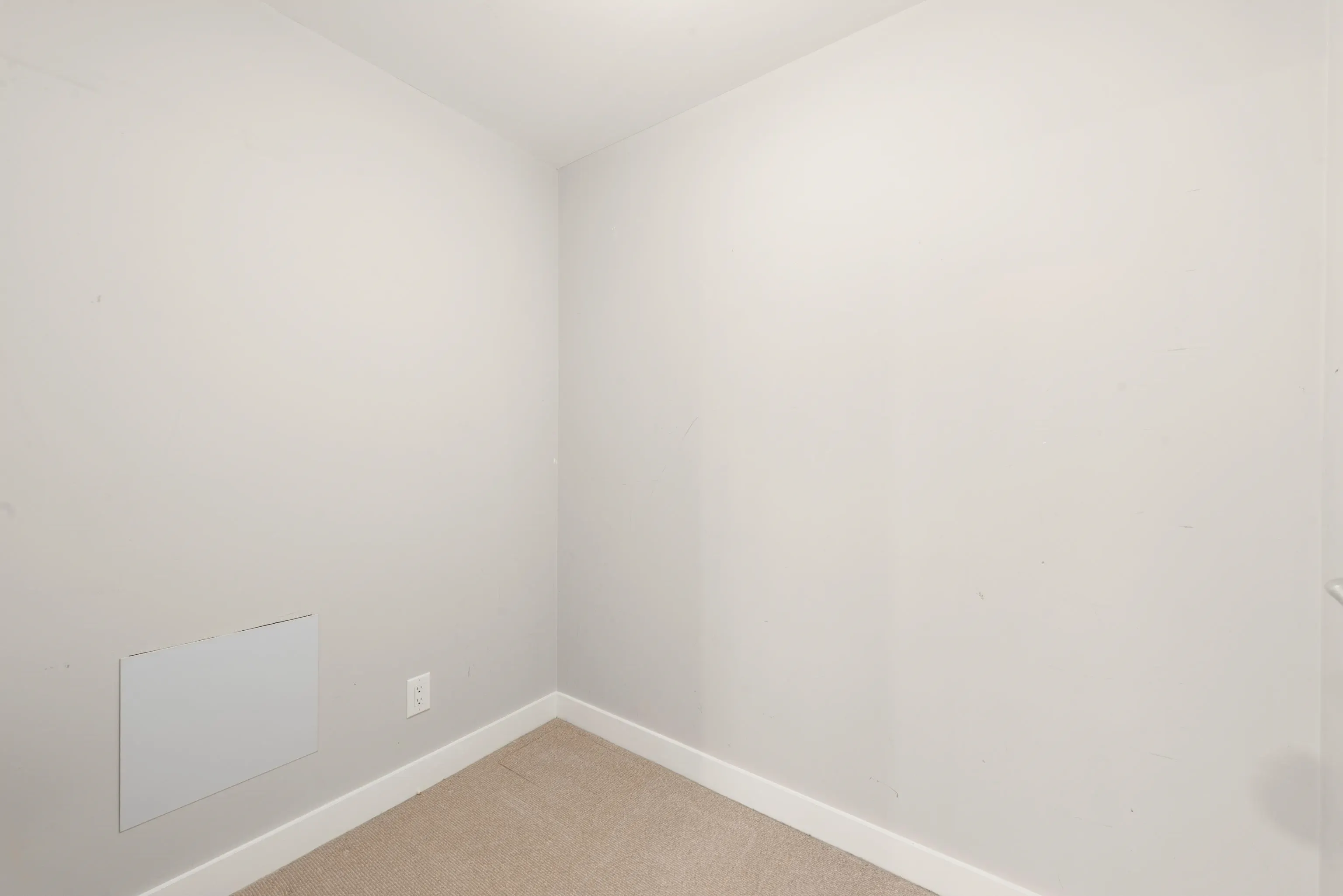 633 Kinghorne Mews #605