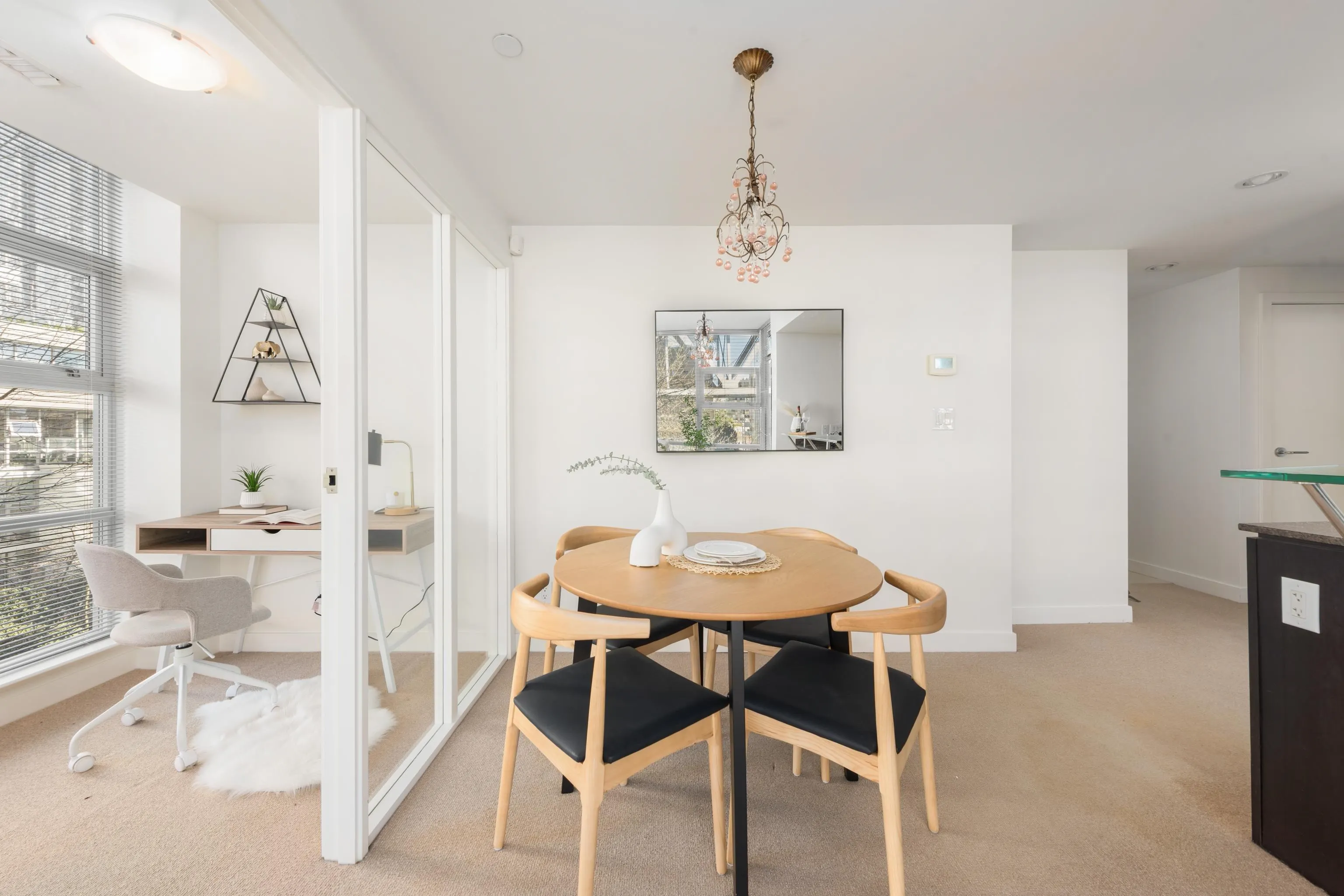 633 Kinghorne Mews #605