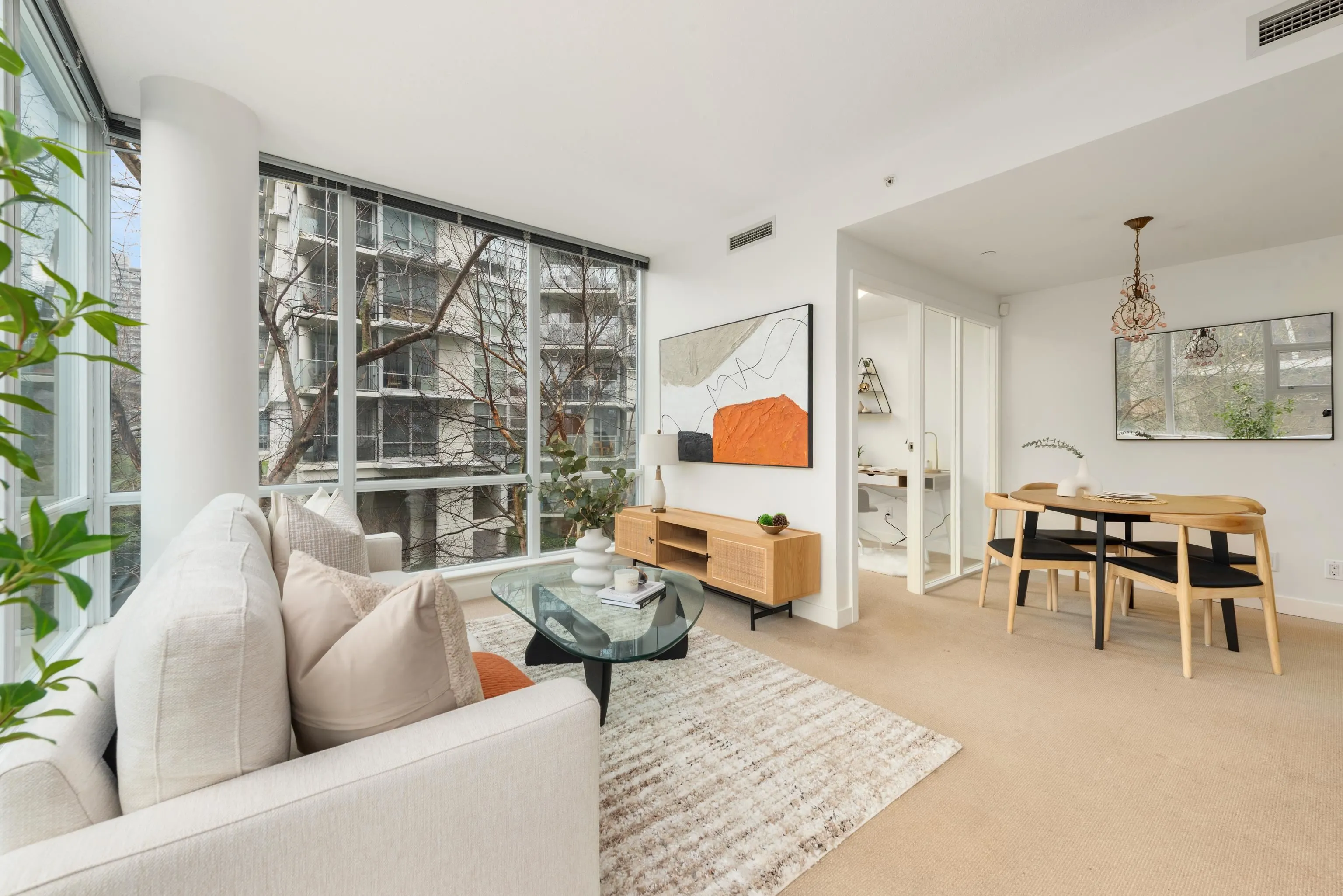 633 Kinghorne Mews #605