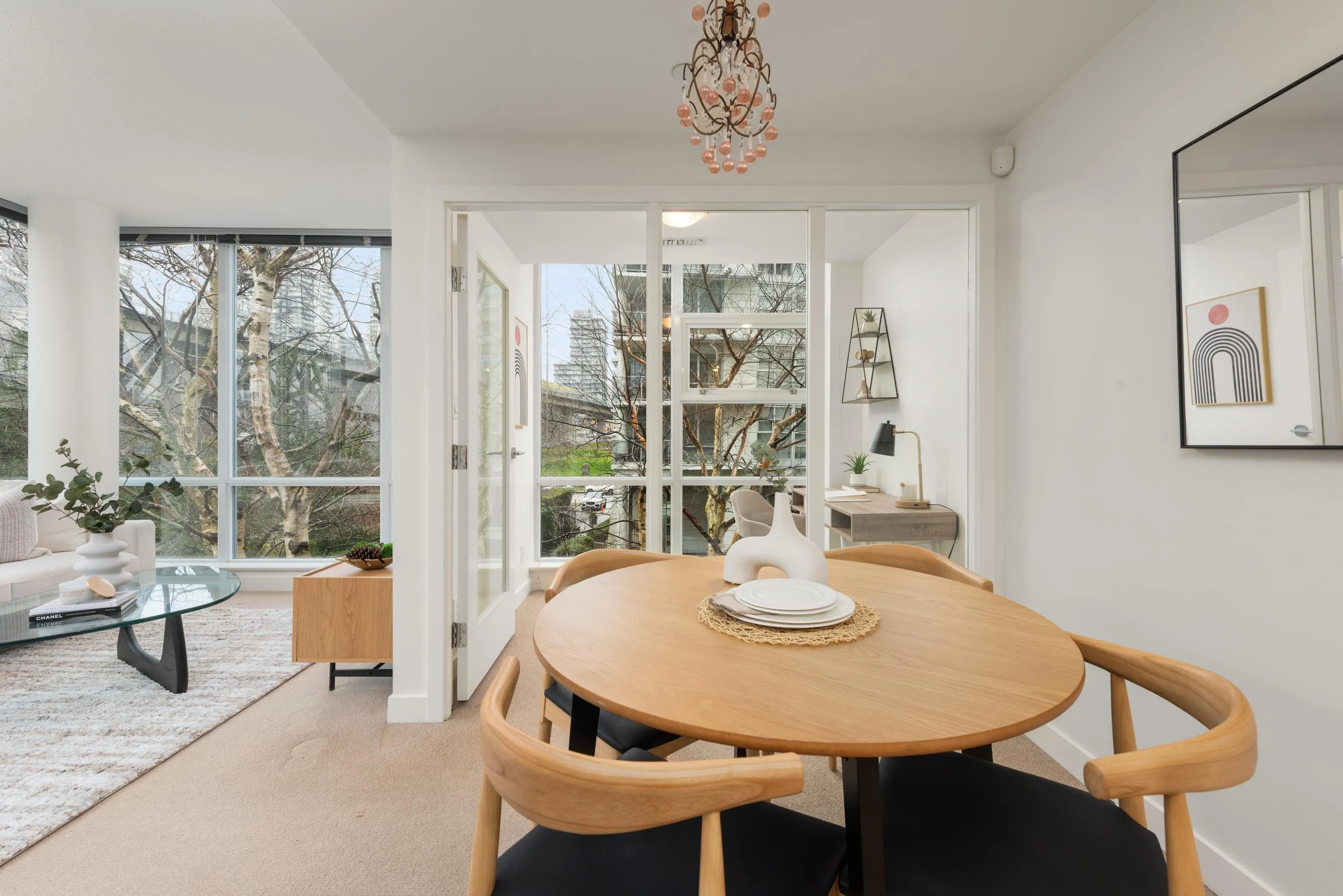 633 Kinghorne Mews #605