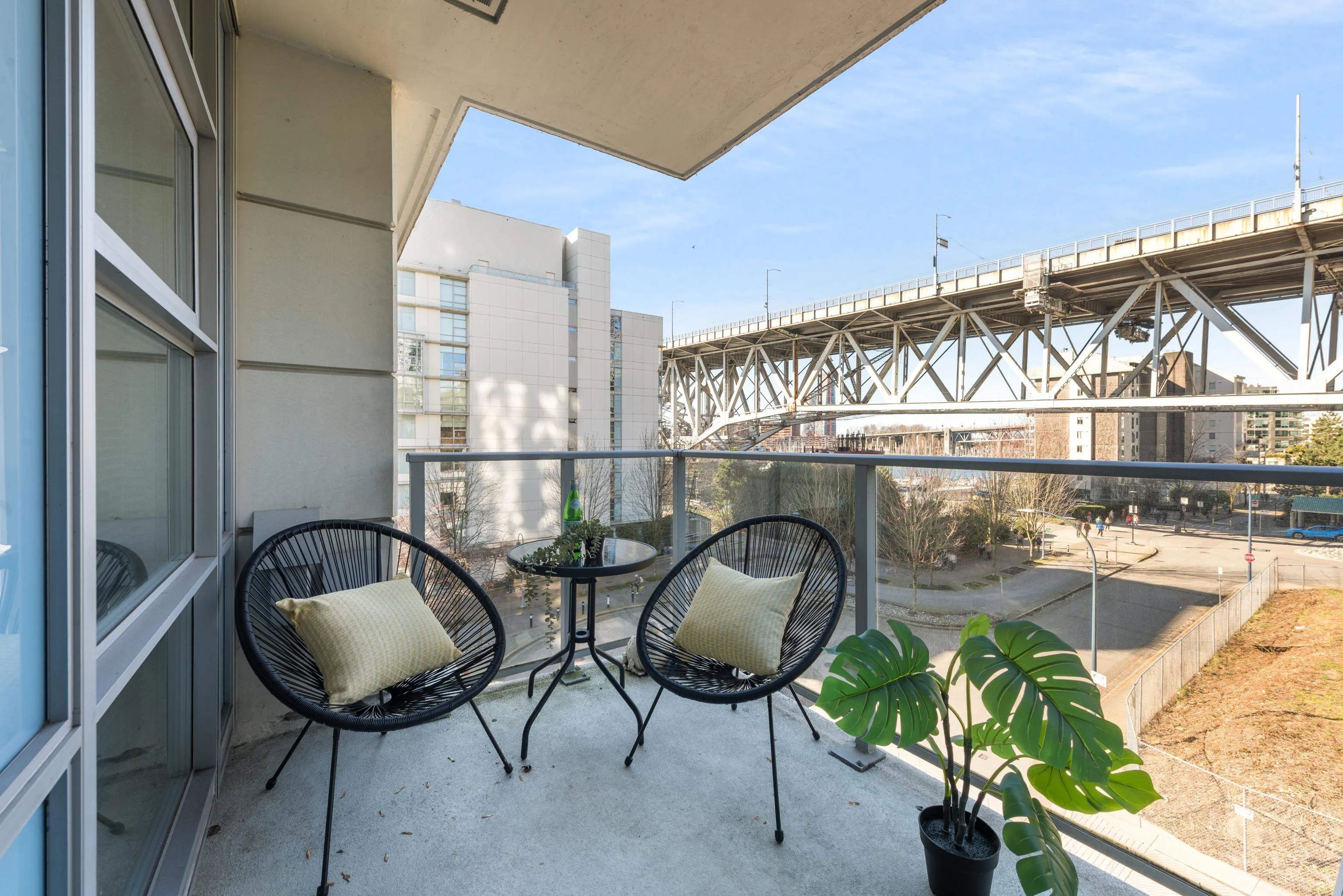 633 Kinghorne Mews #605