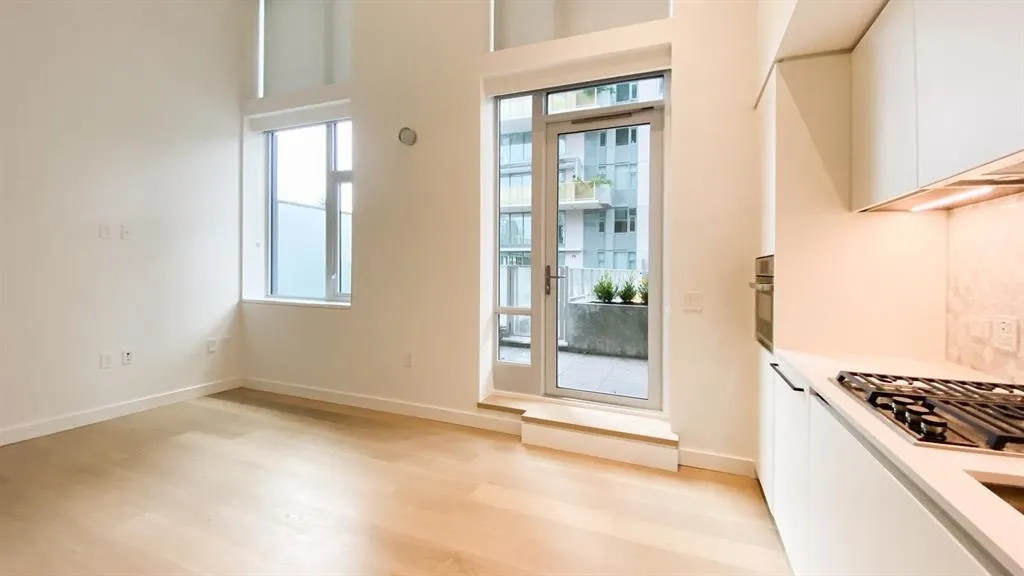 1365 Davie Street #506