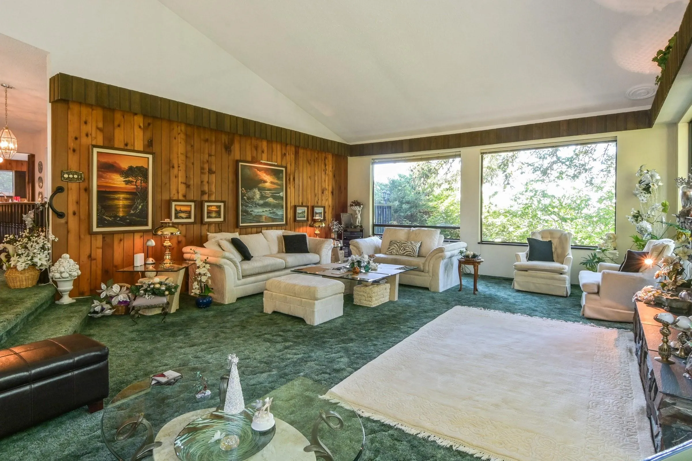2704 St. Moritz Way