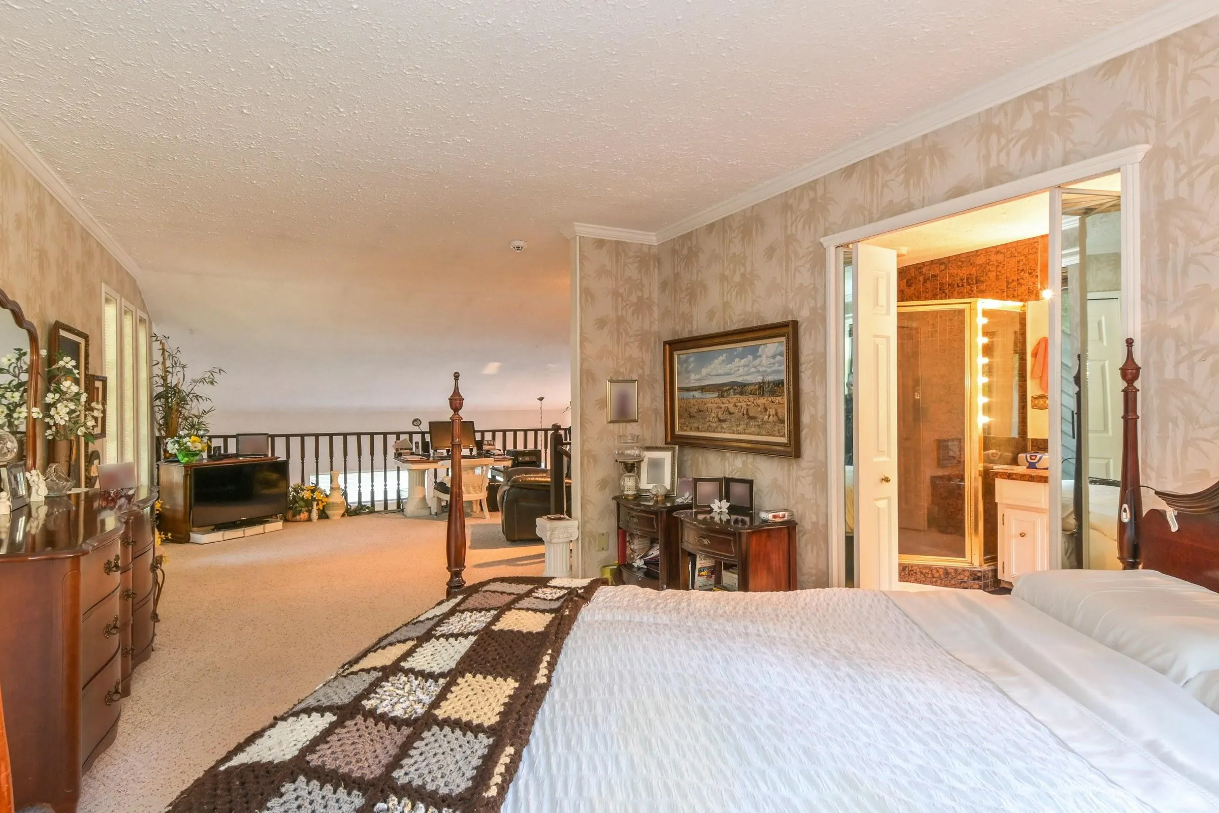2704 St. Moritz Way