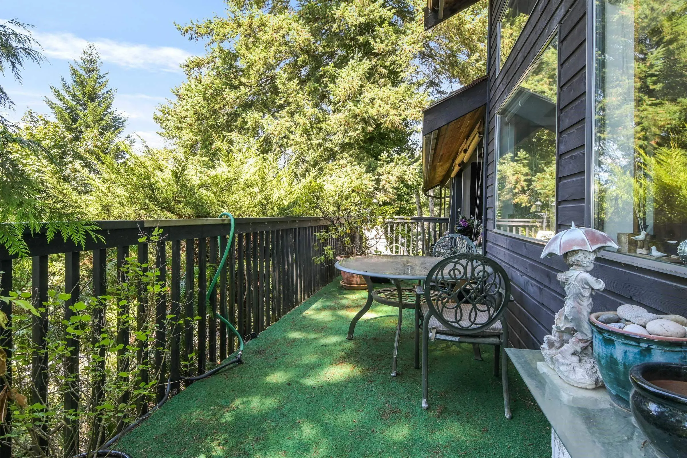 2704 St. Moritz Way