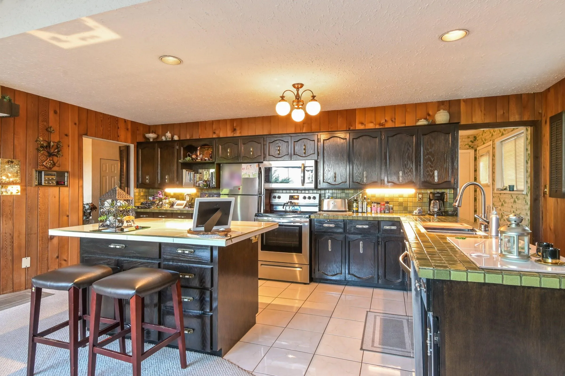 2704 St. Moritz Way