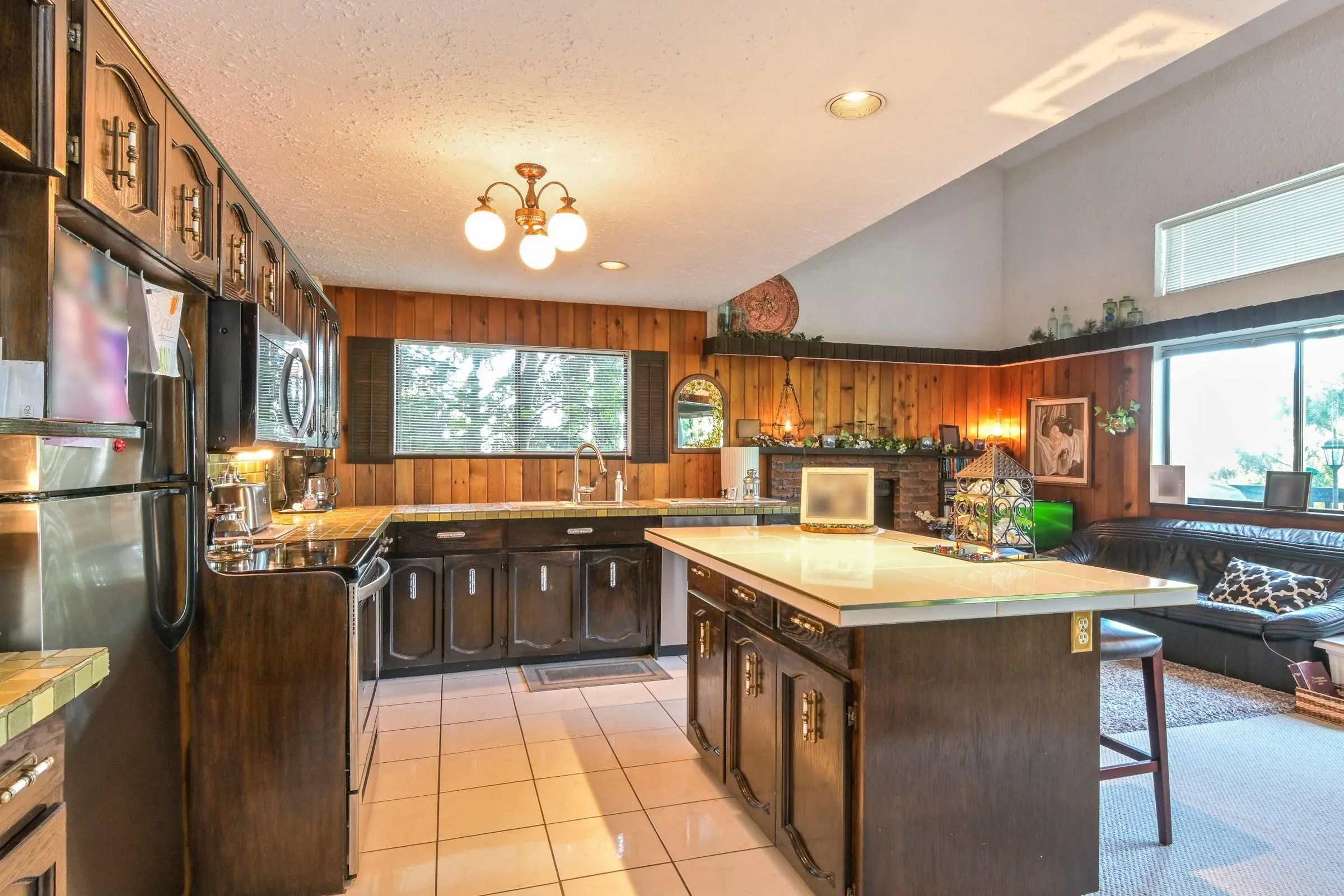 2704 St. Moritz Way