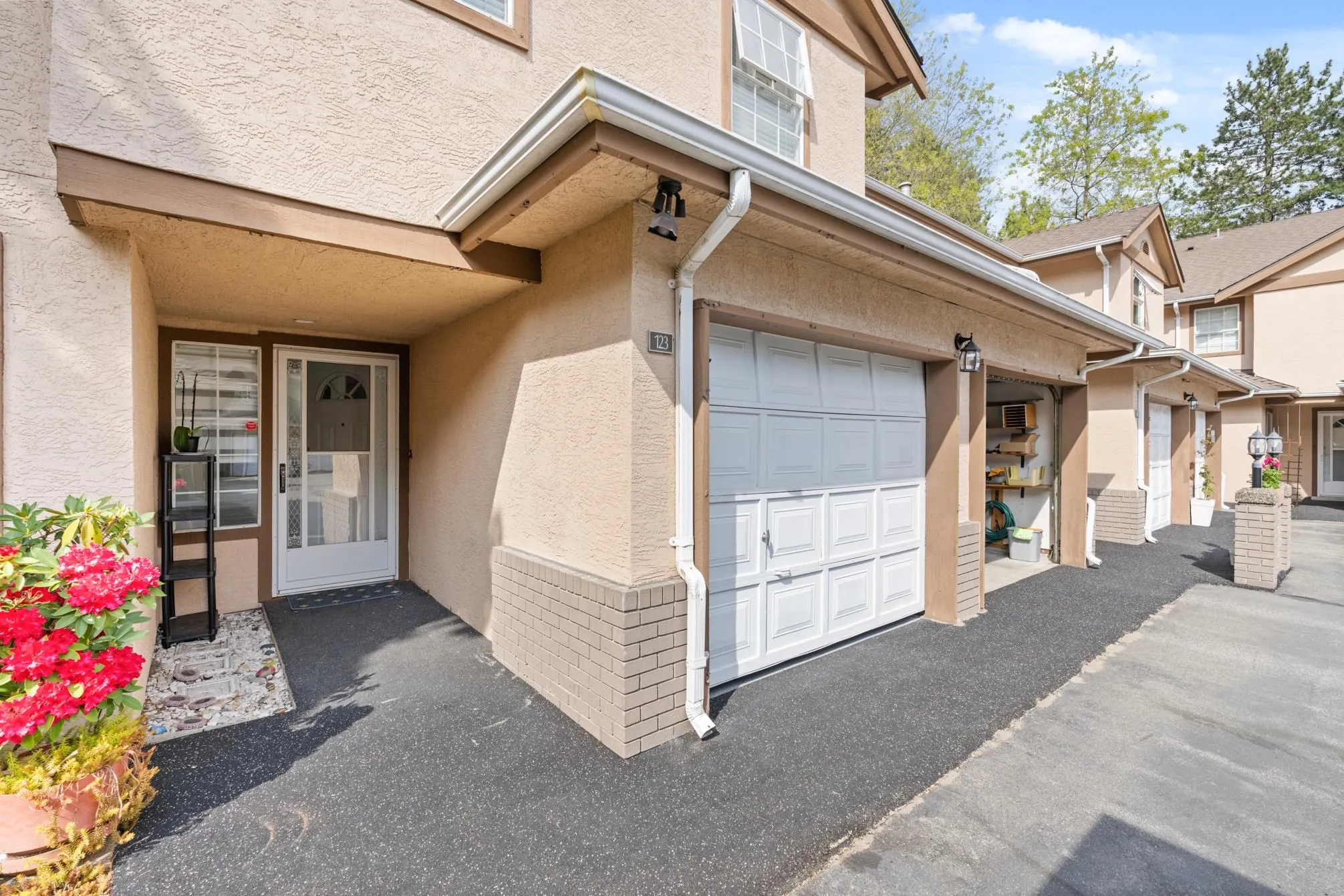 14861 98 Avenue #123