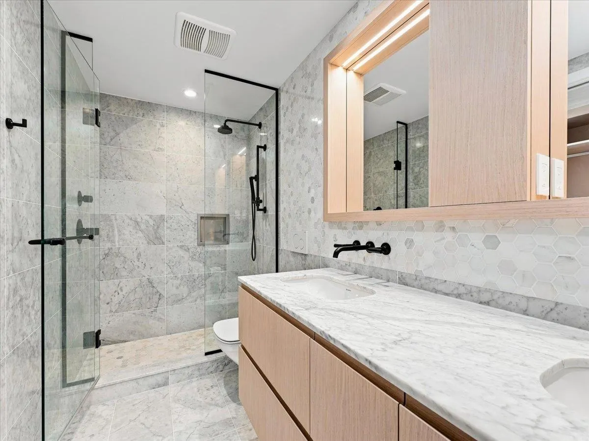1180 Broughton Street #1102