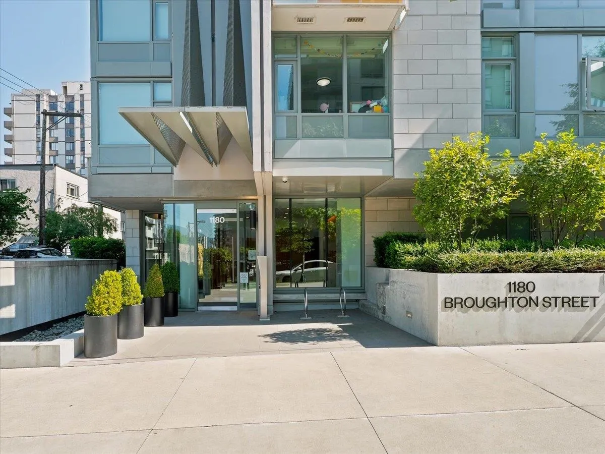 1180 Broughton Street #1102