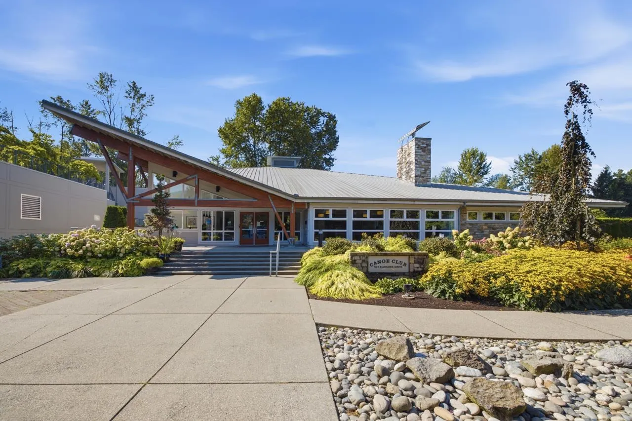 651 Nootka Way #1707