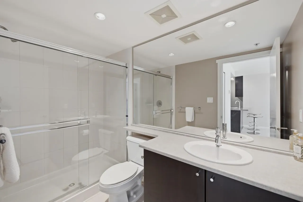 651 Nootka Way #1707