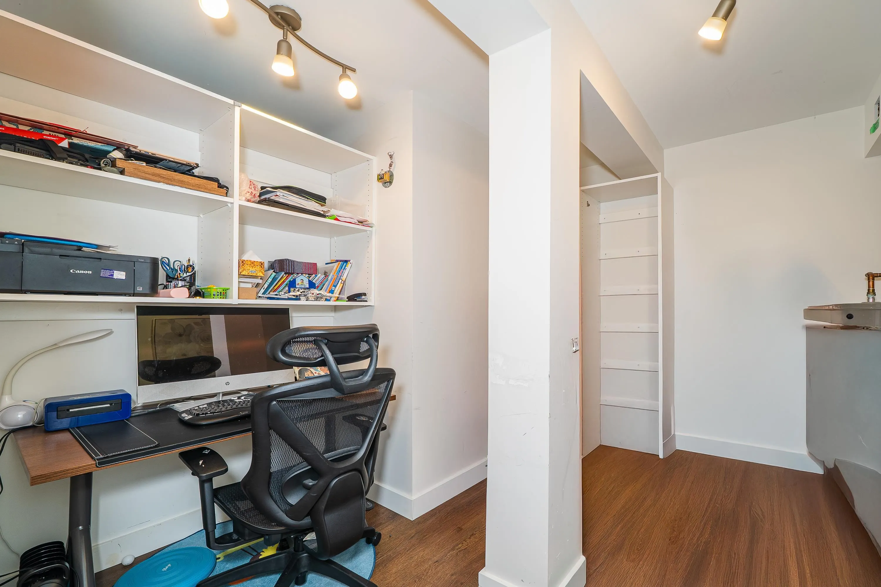 2214 Folkstone Way #18