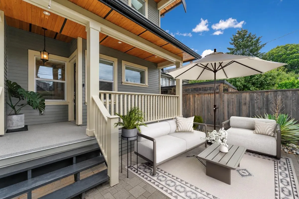 1136 E Pender Street #2