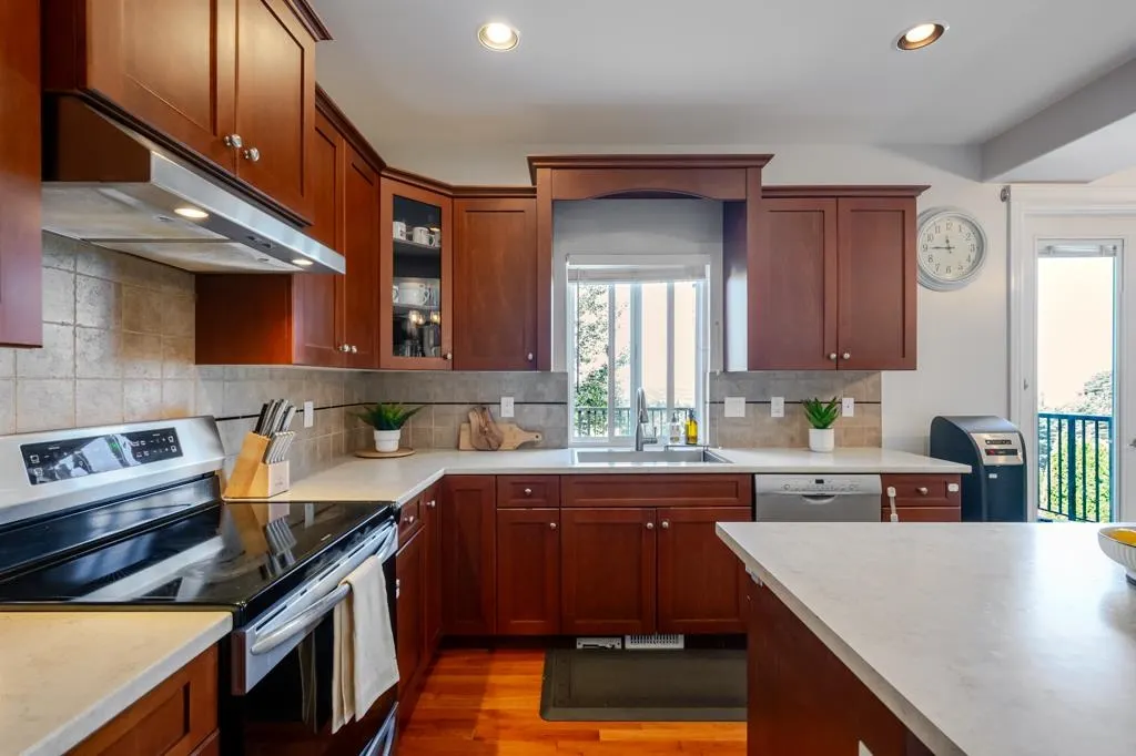 3379 Goldstream Drive