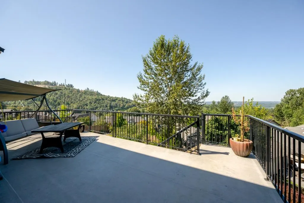 3379 Goldstream Drive