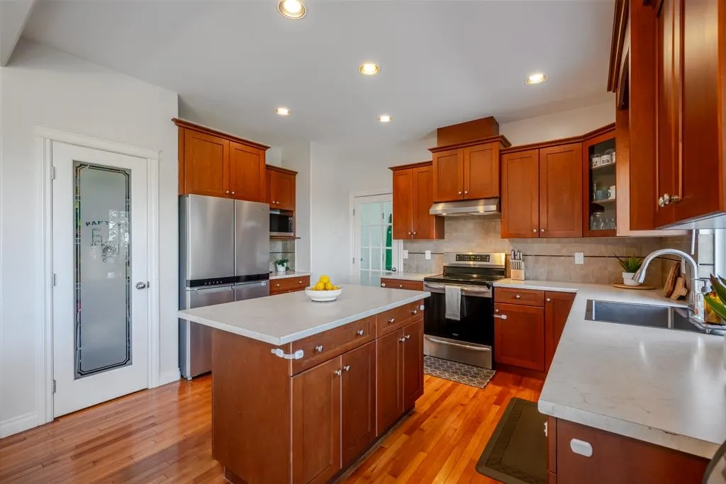 3379 Goldstream Drive