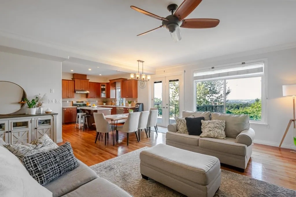 3379 Goldstream Drive