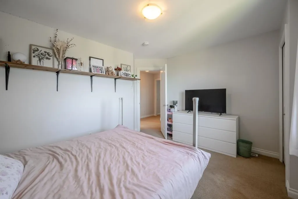 3379 Goldstream Drive