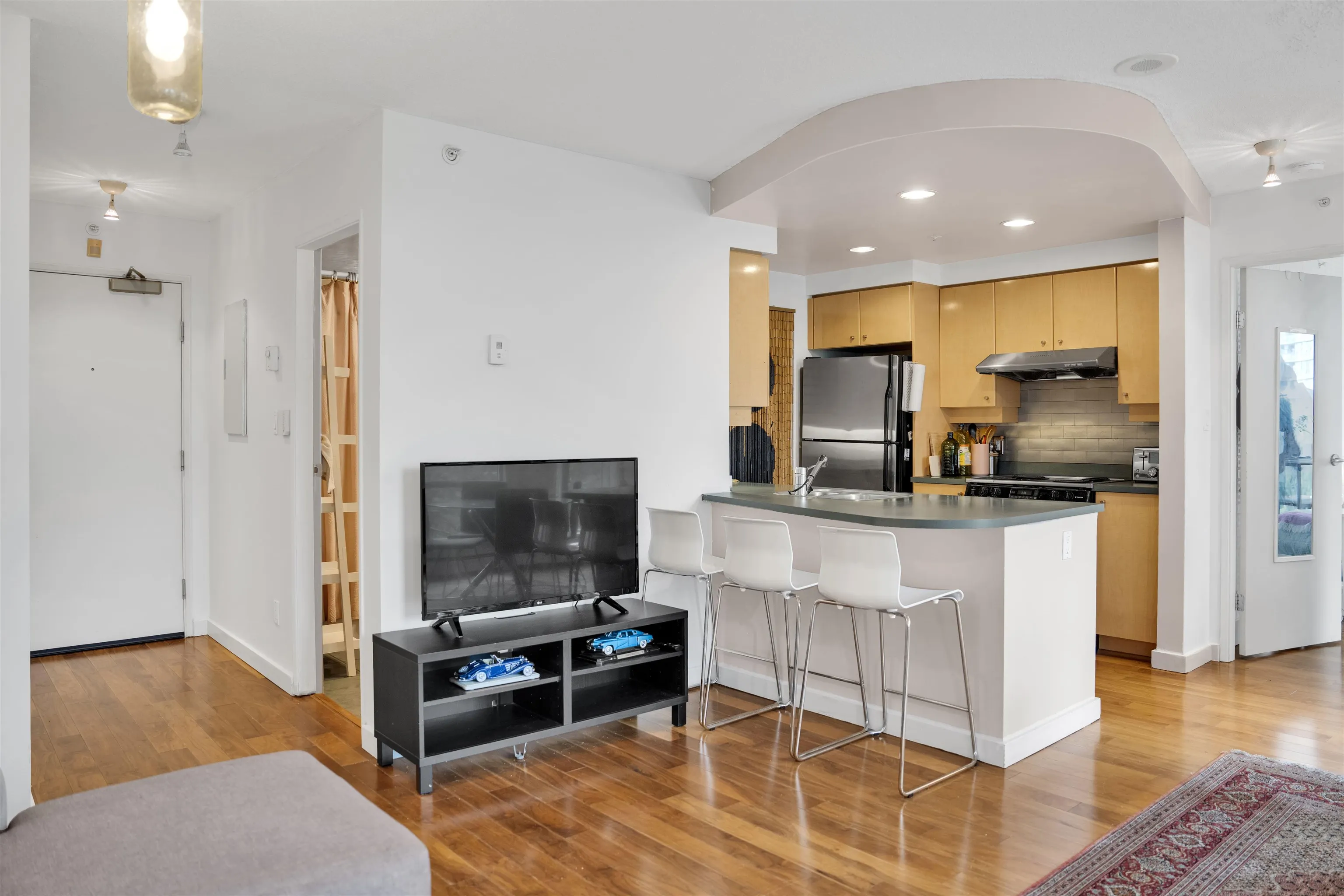 1008 Cambie Street #905
