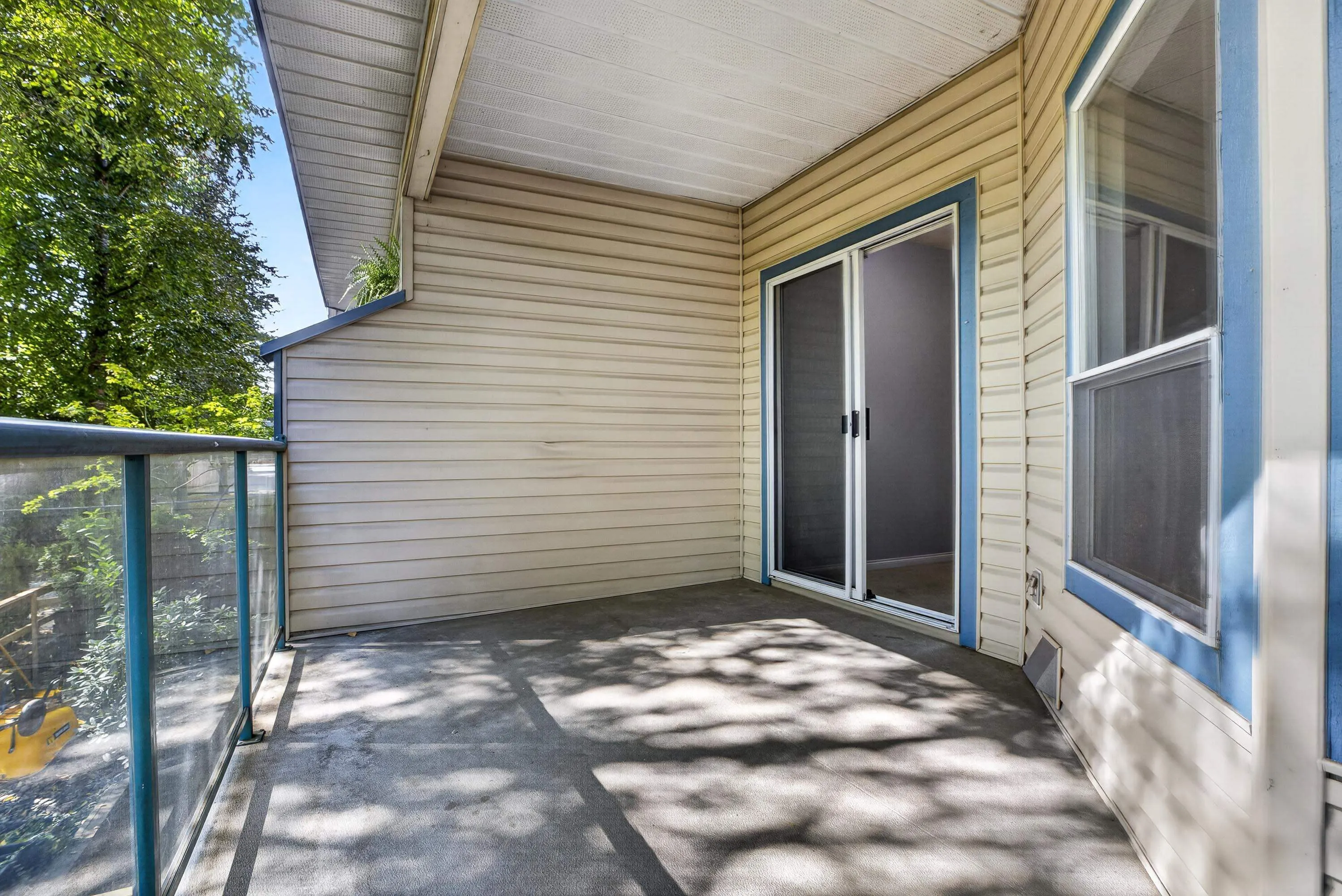 5646 200 Street #204