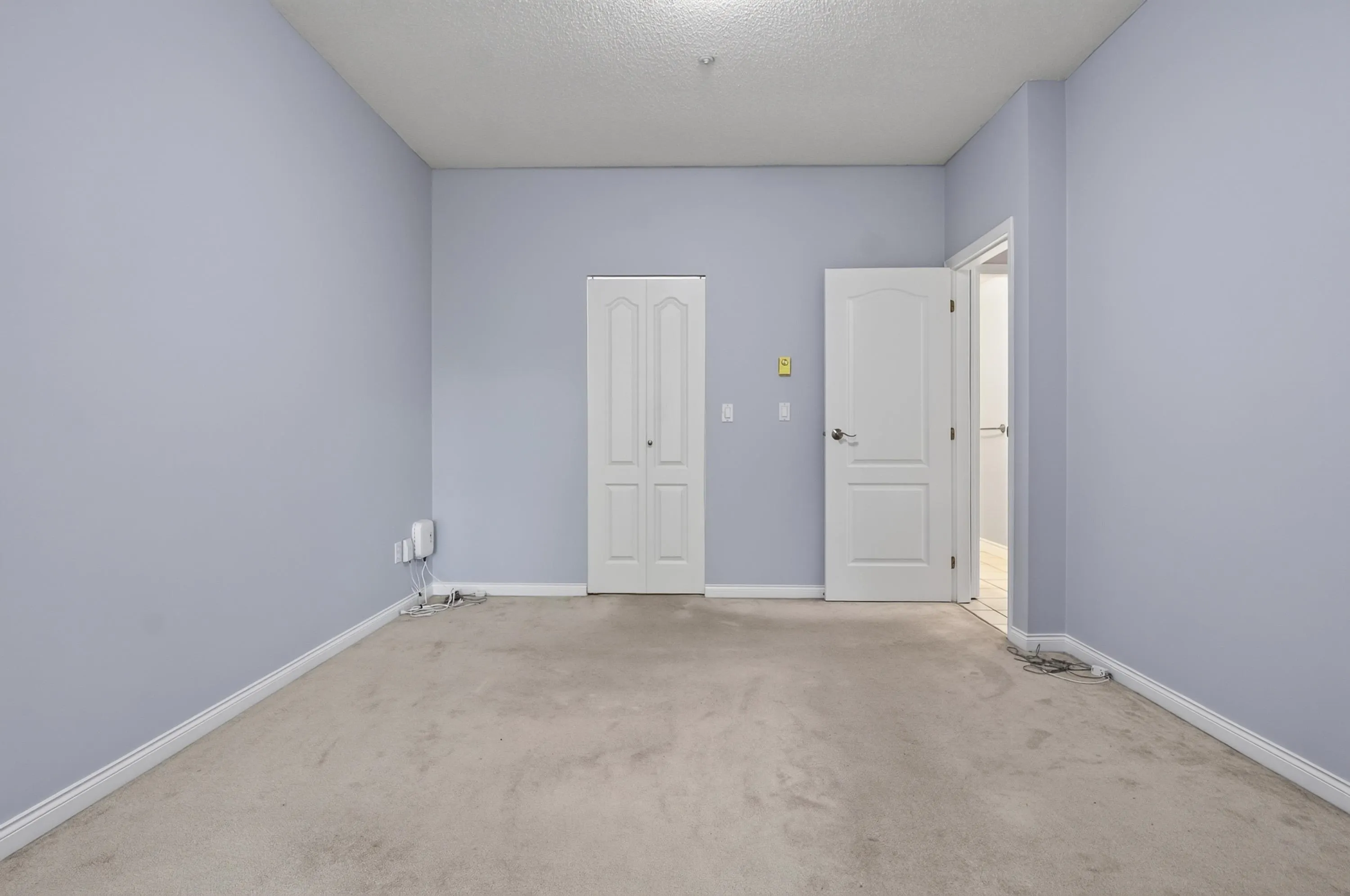 5646 200 Street #204