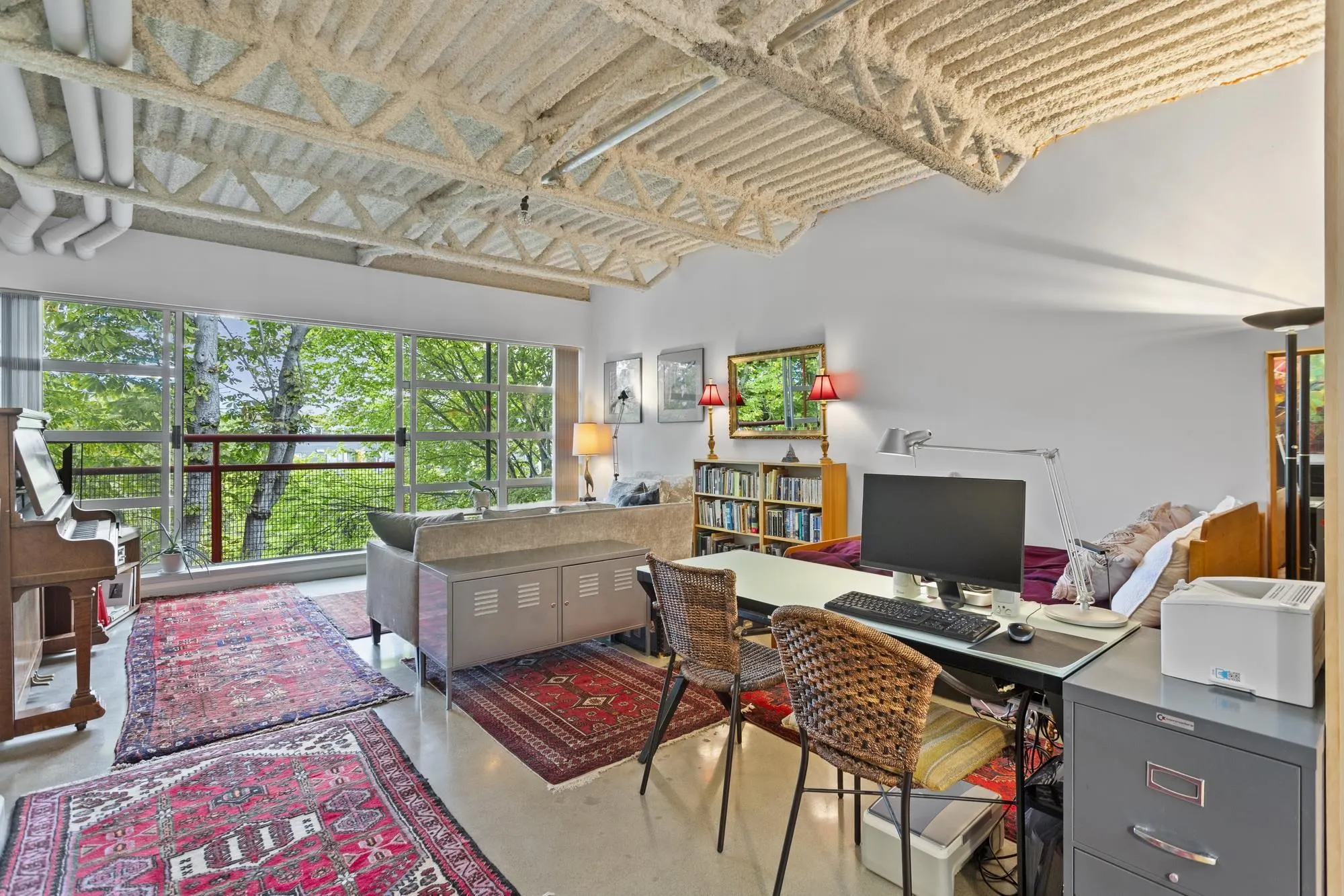350 E 2nd Avenue #424