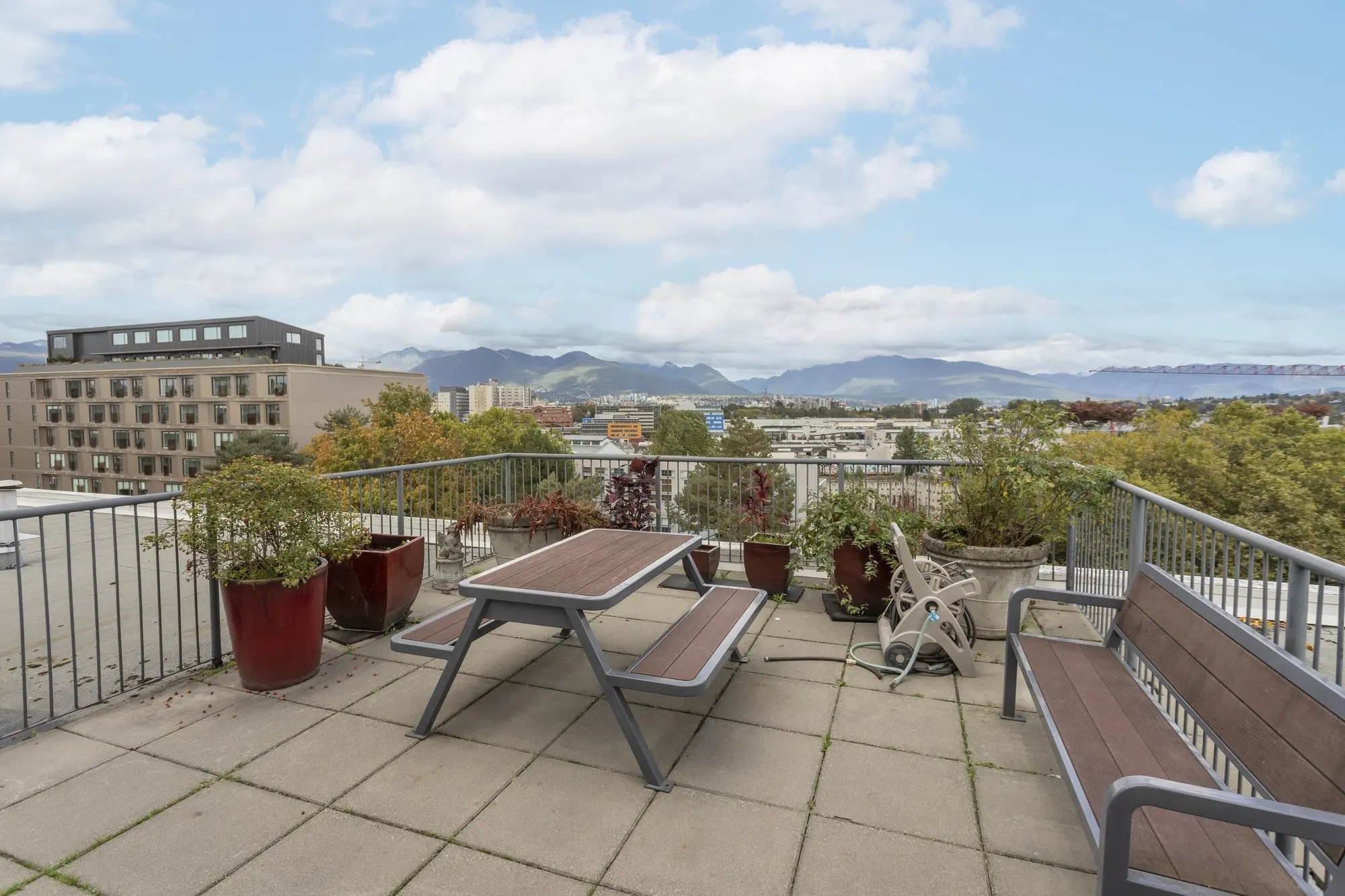 350 E 2nd Avenue #424